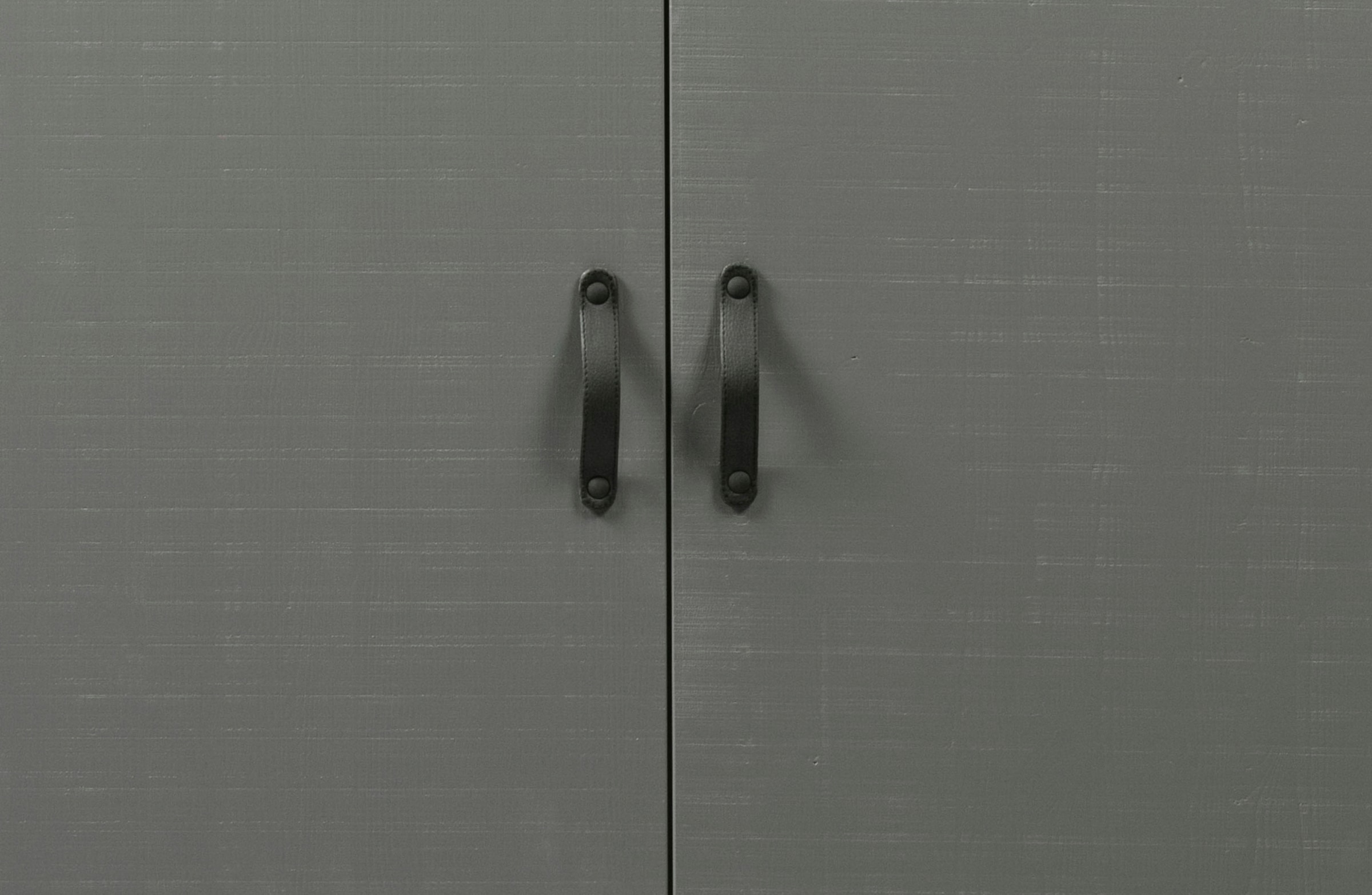 WOOOD Garderobenschrank »Morris«, mit Kleiderstange, massiv Kiefer H 195 cm x B 100 cm
