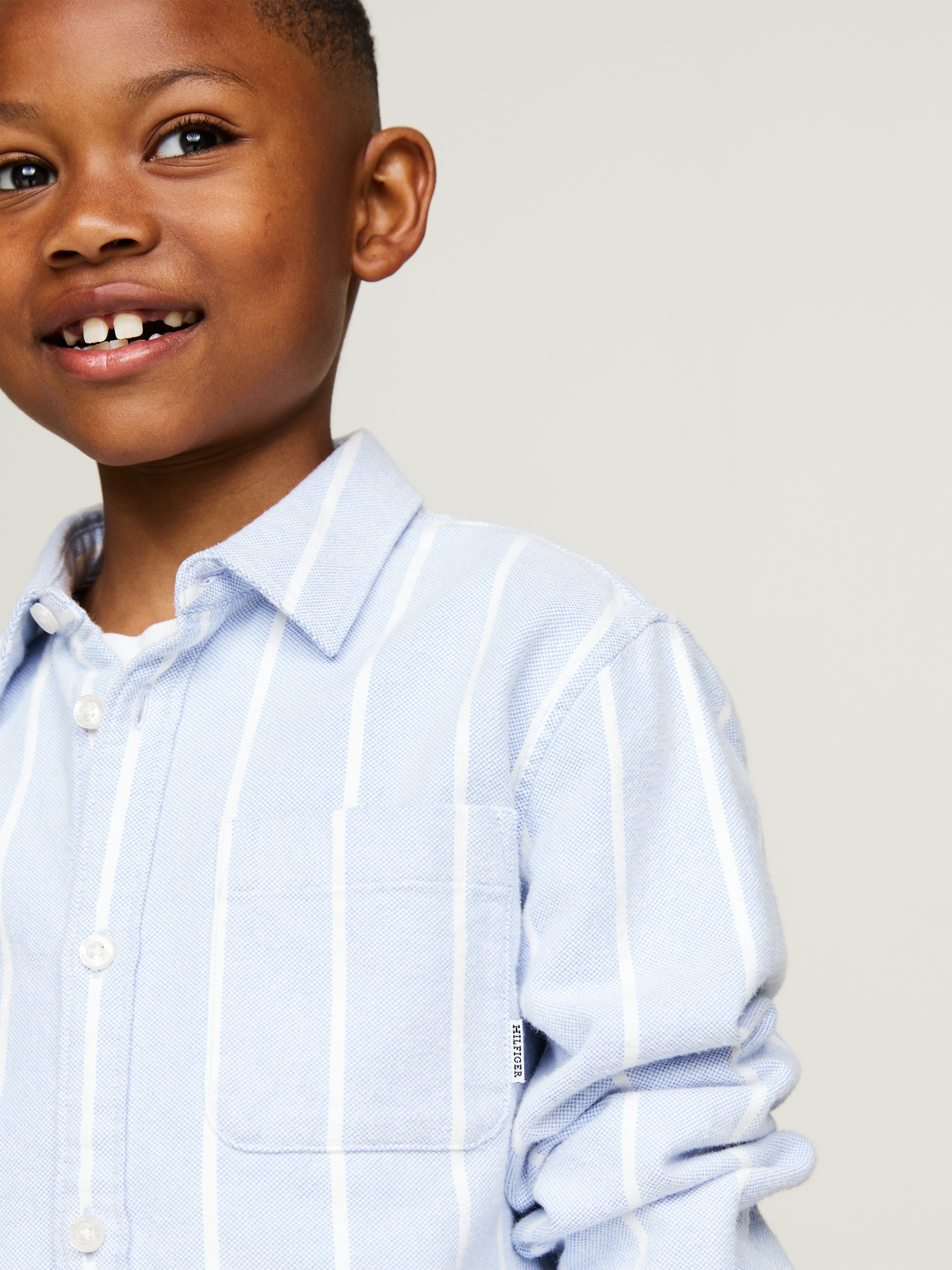 Tommy Hilfiger Langarmhemd »MONOTYPE STRIPES SHIRT LS«, Kinder bis 16 Jahre mit Logoprägung