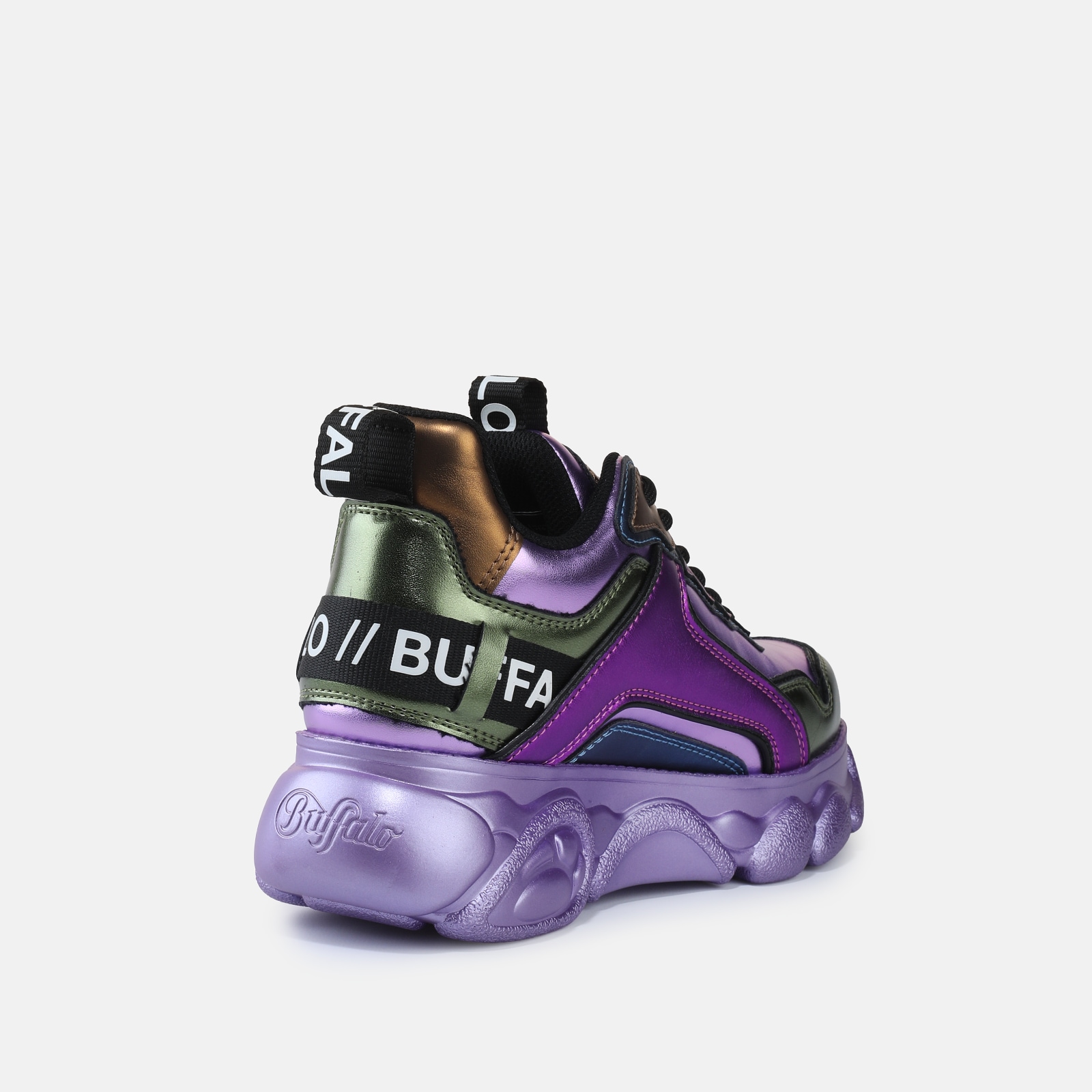 Buffalo Plateausneaker »CLD CHAI«  Chunky-Sneaker in trendiger Metallic-Optik
