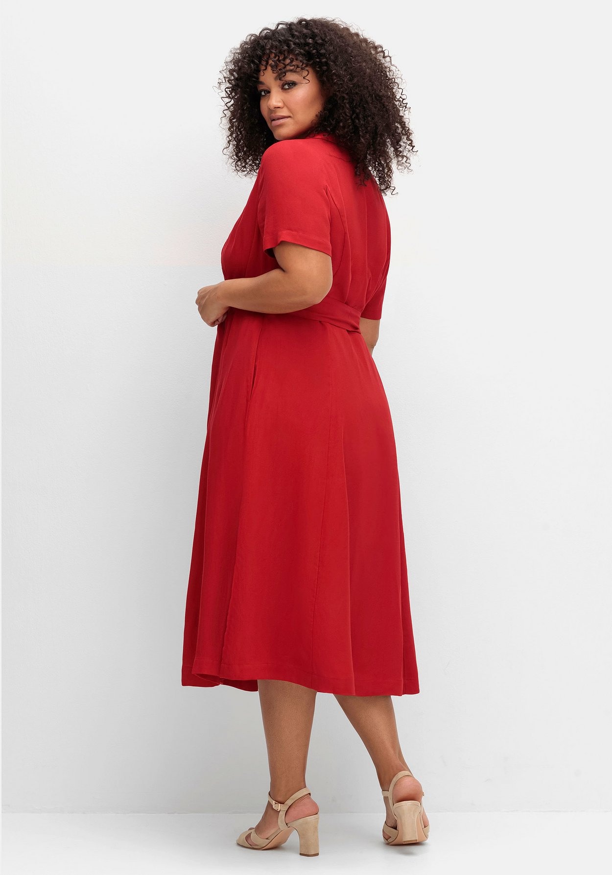 Sheego Blusenkleid »Blusenkleid mit Reverskragen und Bindegürtel«, (mit Gürtel)