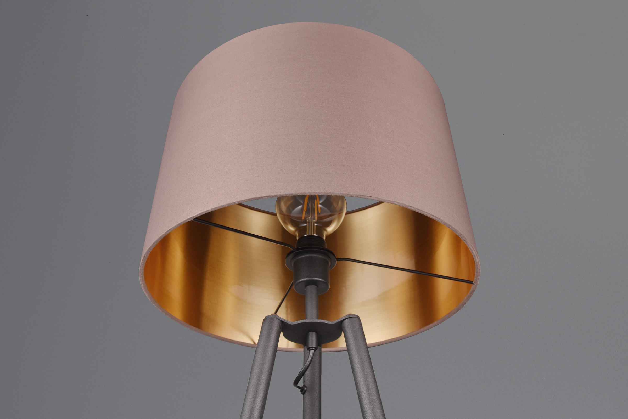 REALITY Leuchten Stehlampe »COLETTE, Stehleuchte Dreibein mit Ablagefläche exkl 1xE27 max 60W«, 1 flammig, Leuchtmittel E27 | Leuchtmittel wechselbar, Stehleuchte Ø 57cm mit Fußschalter moderne Farbkombination innen gold