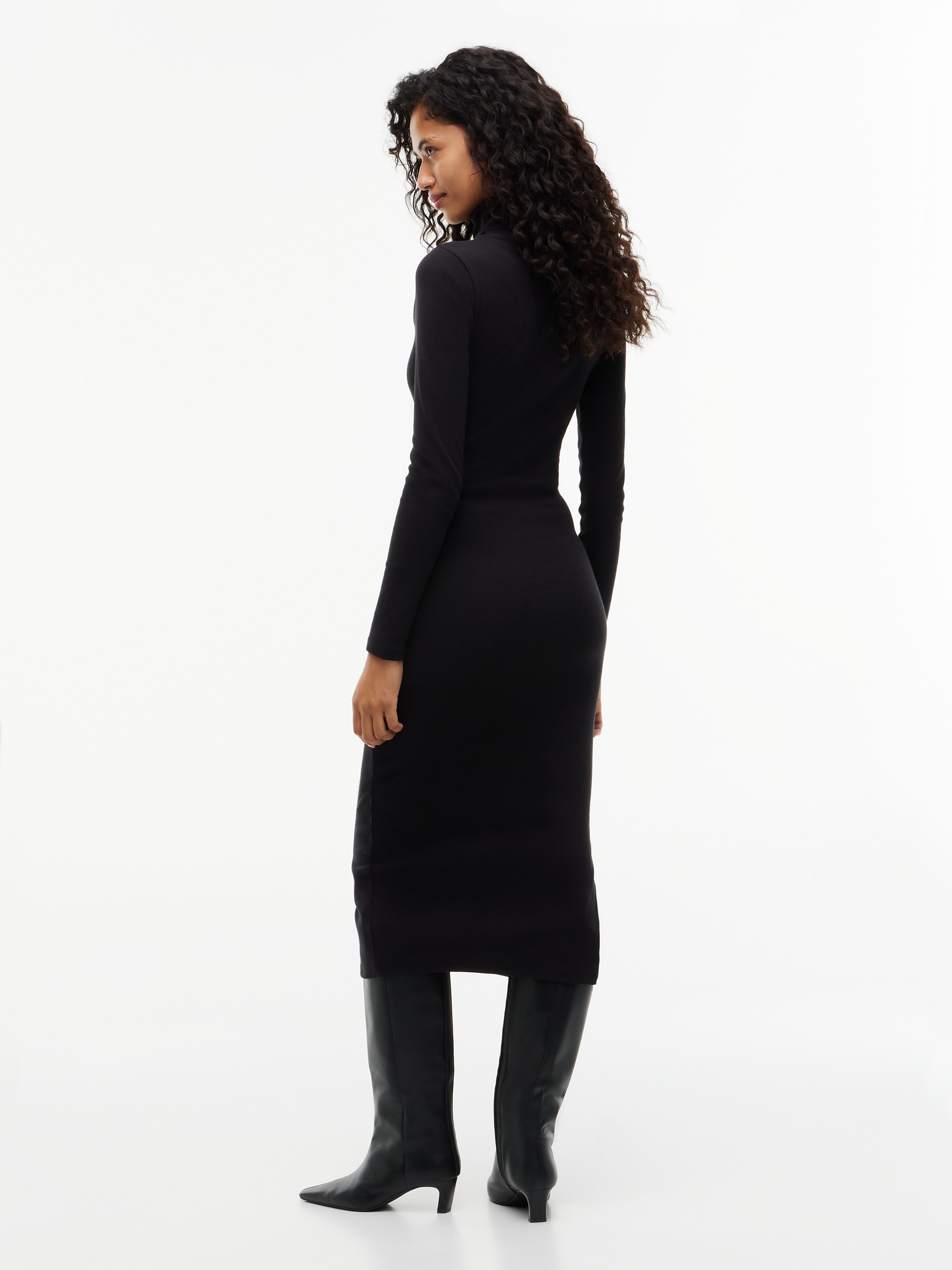 Tommy Jeans Jerseykleid »TJW TURTLNCK BODYCON MIDI DRESS« Baumwollmischung, figurbetont