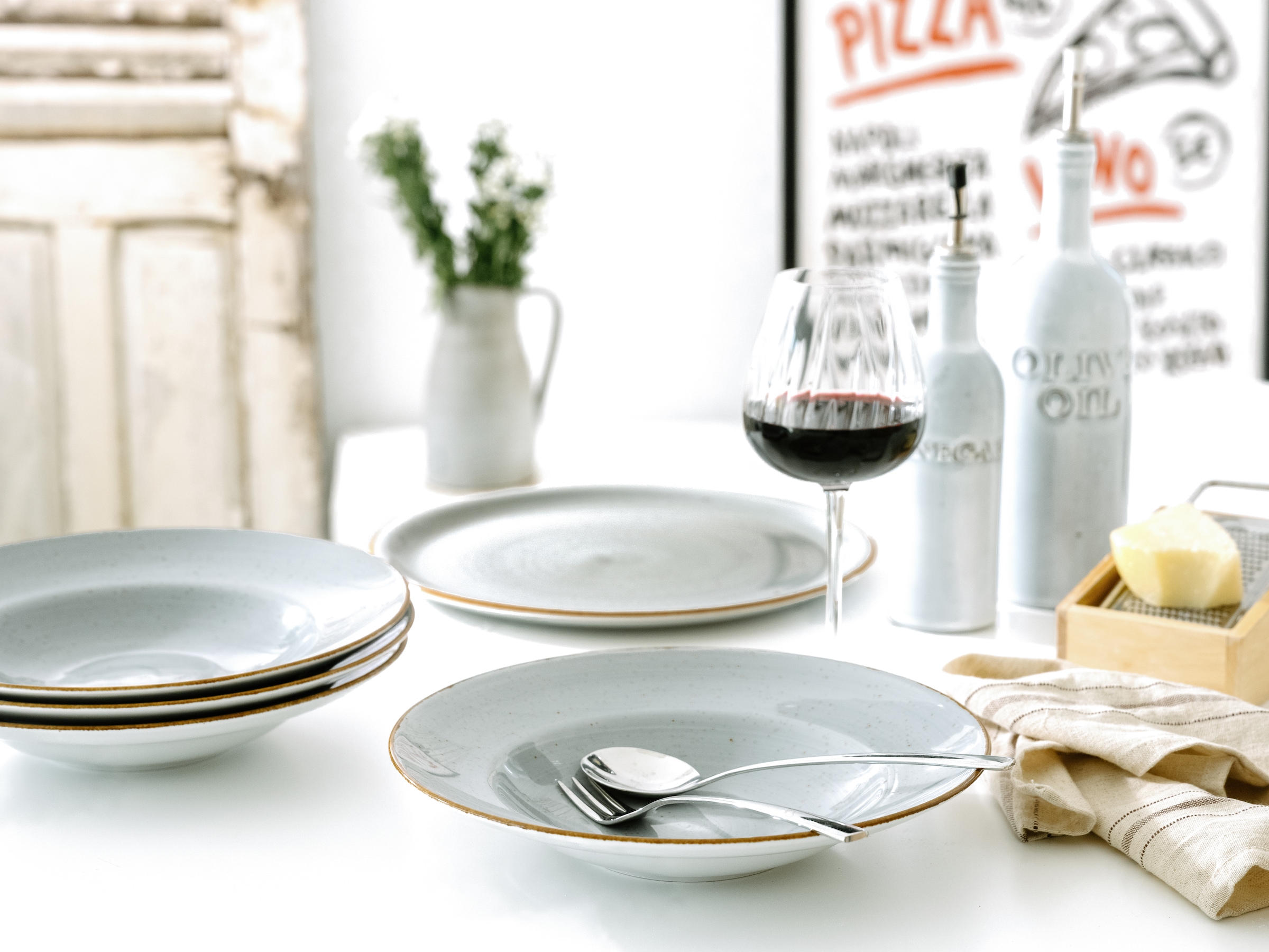 CreaTable Pastateller »Vintage Nature, Pastateller 27 cm 4-tlg« Handgemalt, Gesprenkelt, Rustikales Außenband