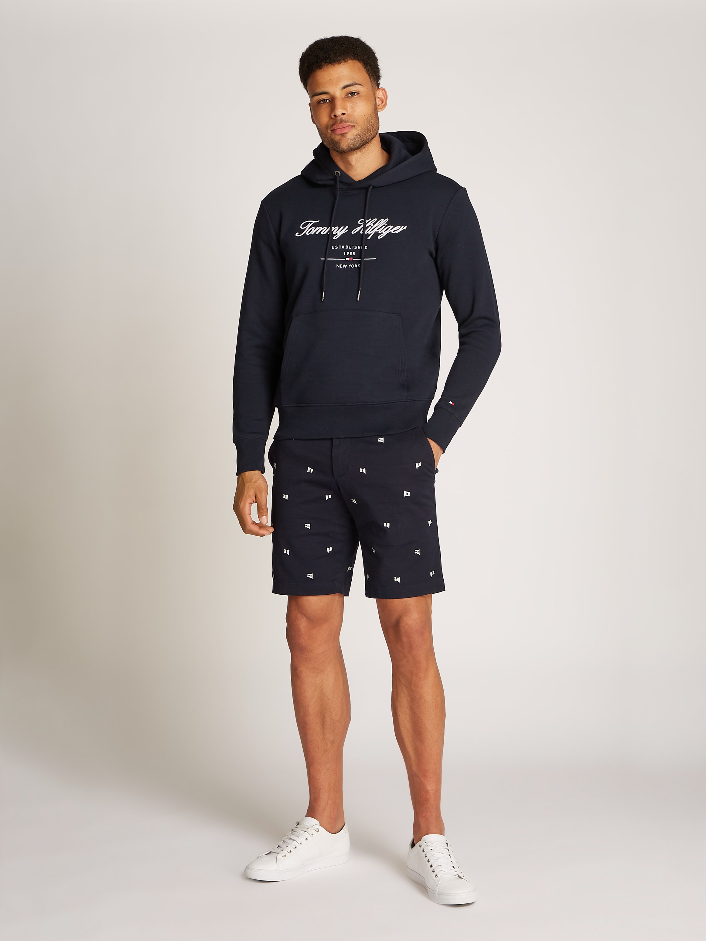 Tommy Hilfiger Hoodie »SCRIPT LOGO HOODY«, mit aufgesticktem Logo