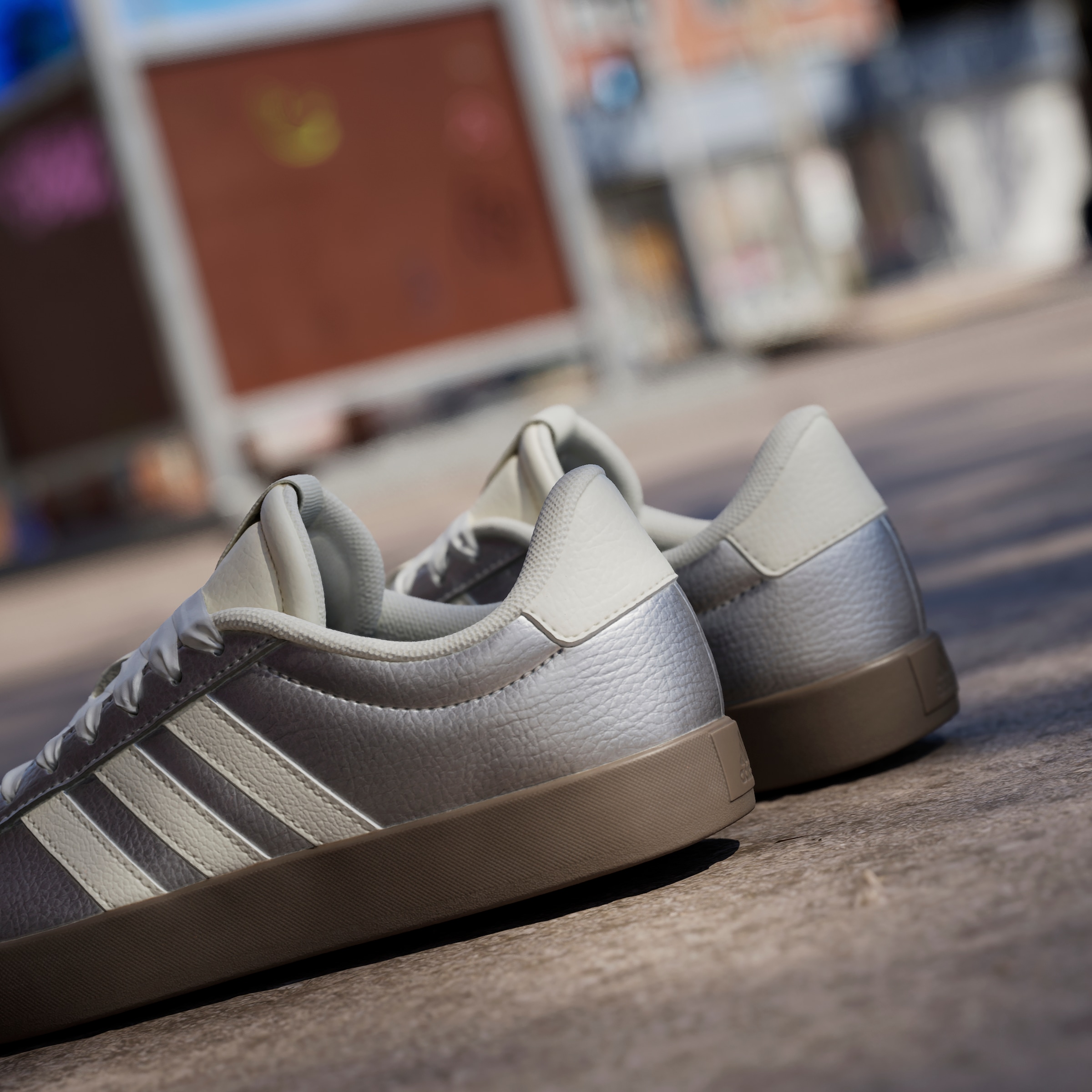 adidas Sportswear Sneaker »VL COURT 3.0«, inspiriert vom Design des adidas samba