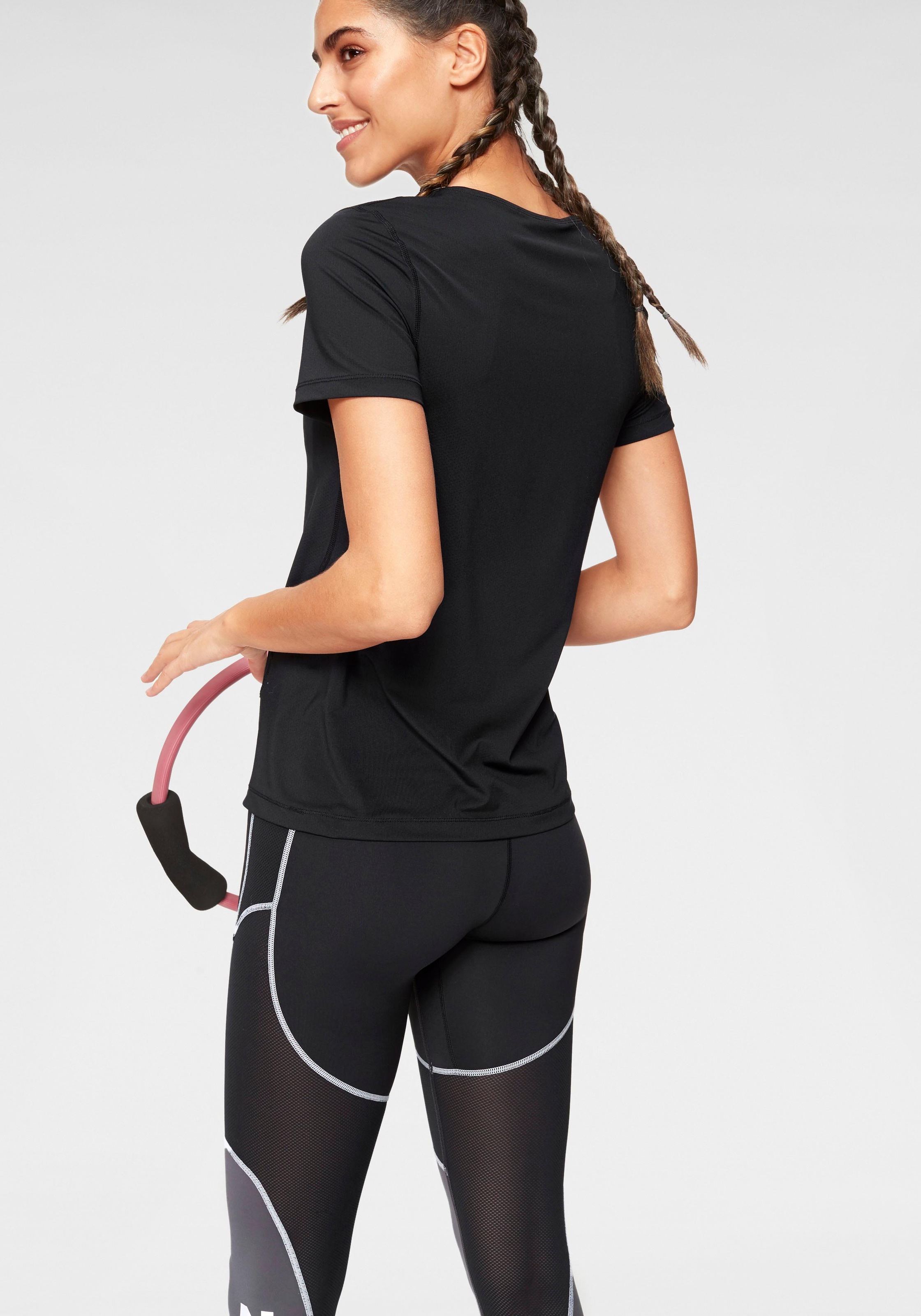 Nike Funktionsshirt »WOMEN NIKE PERFORMANCE TOP SHORTSLEEVE ALL OVER MESH«, DRI-FIT Technology