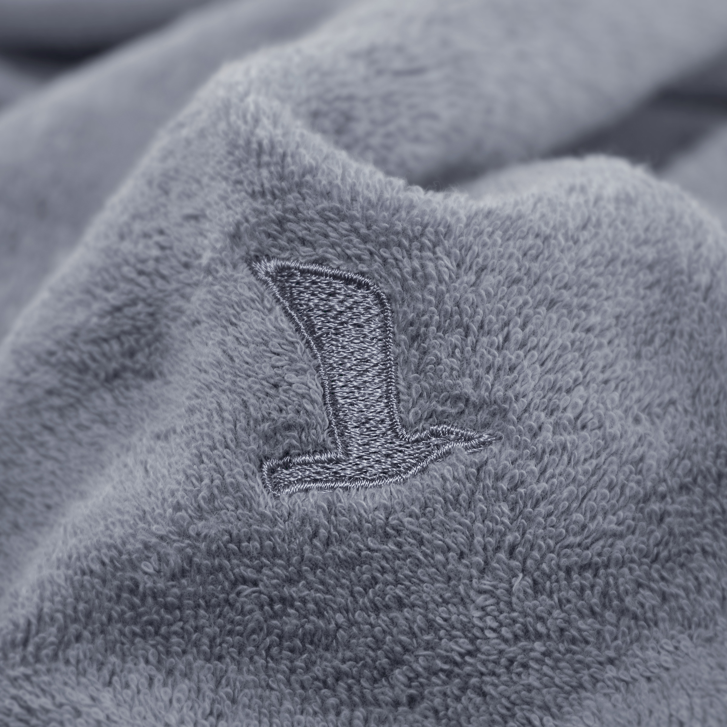 Möve Badetücher »Superwuschel 100% Premium Cotton Baumwolle,«, (2 St., 2 x 80 x 150 cm), Made in Germany, 2x Badetücher mit Bordüre, einfarbig, weich