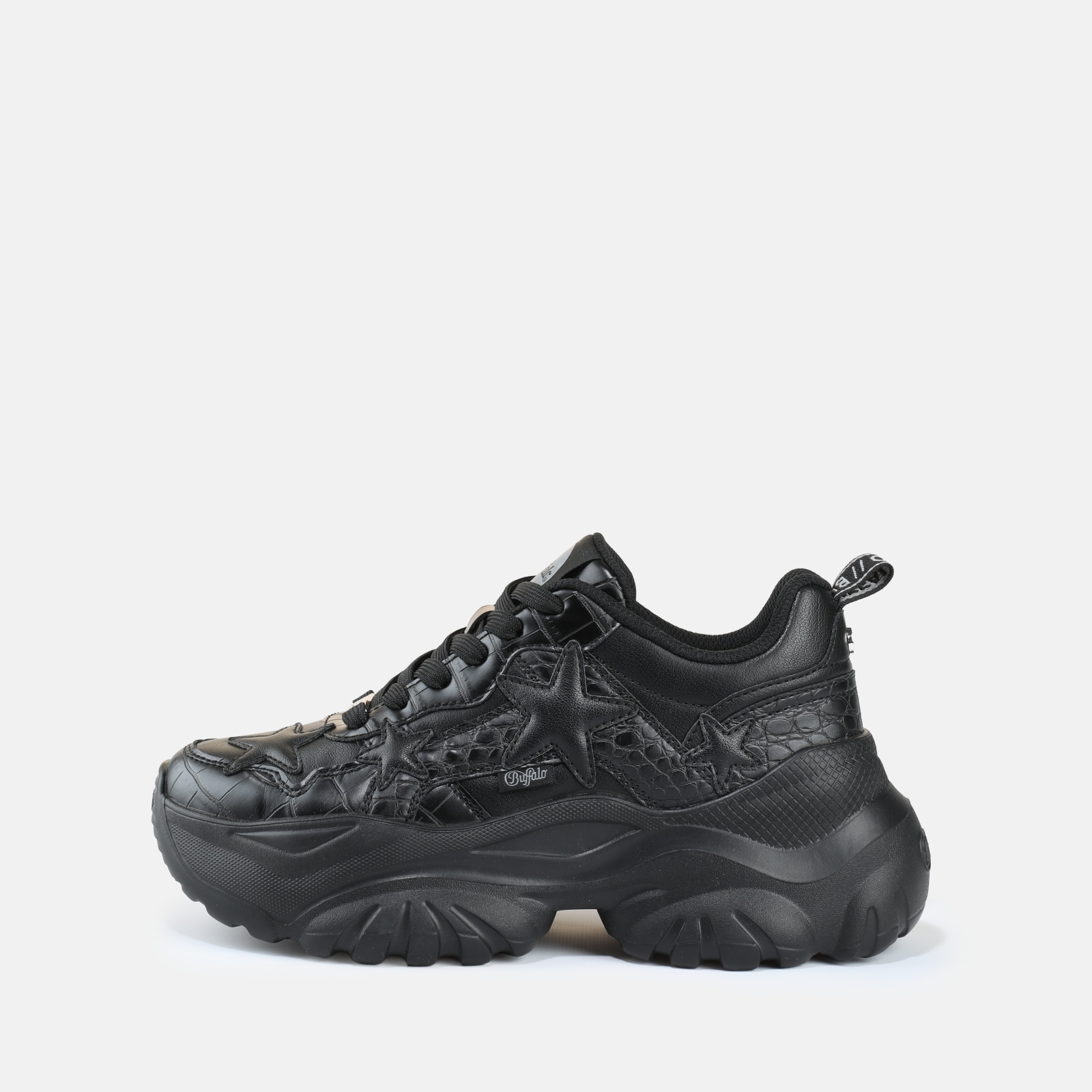 Buffalo Plateausneaker »BLISS STAR«  Chunky-Sneaker mit Stern-Applikation seitlich