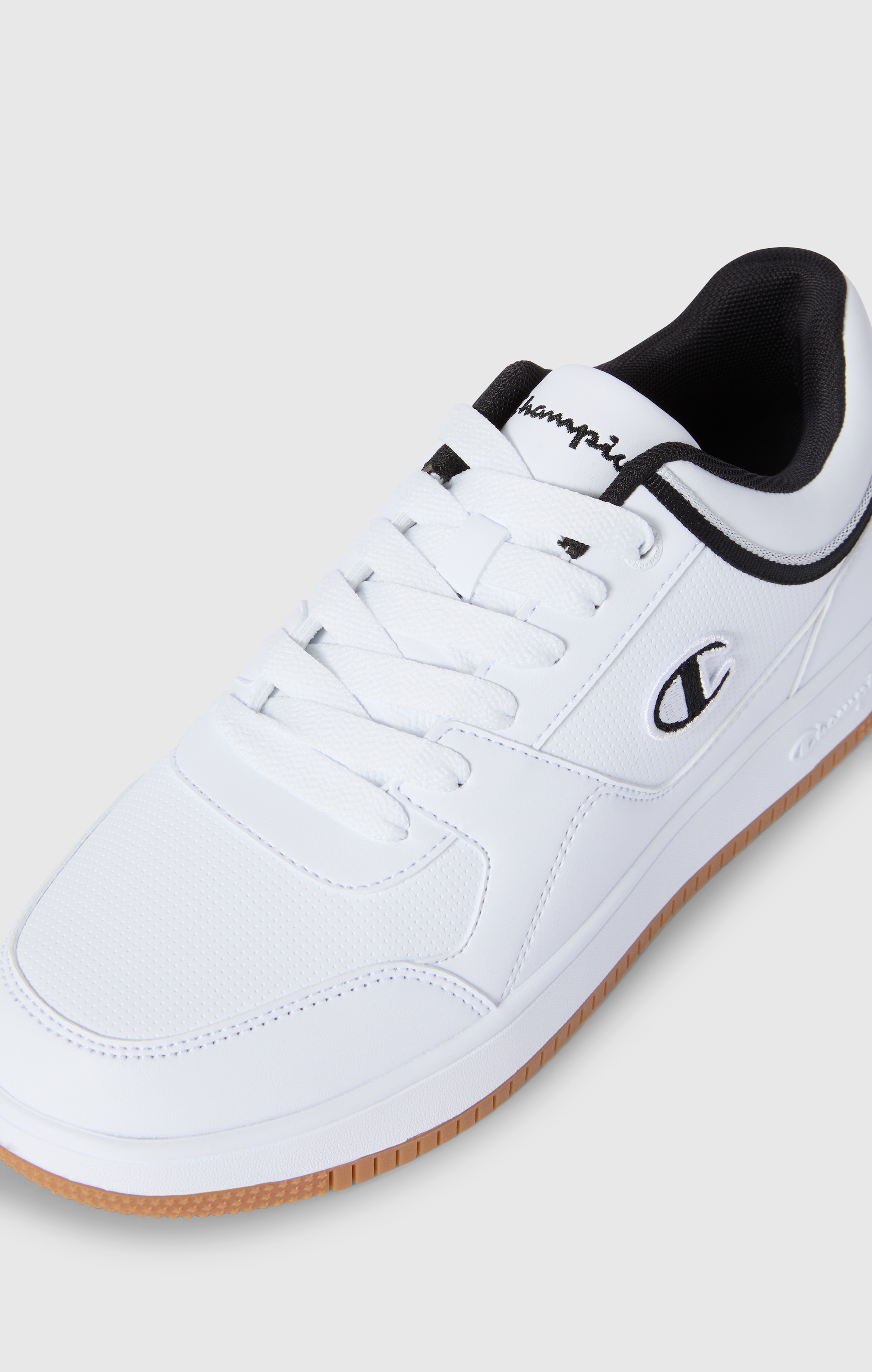Champion Sneaker »RD18 LOW«  mit Gummilaufsohle, leicht profiliertes Laufsohlenprofil