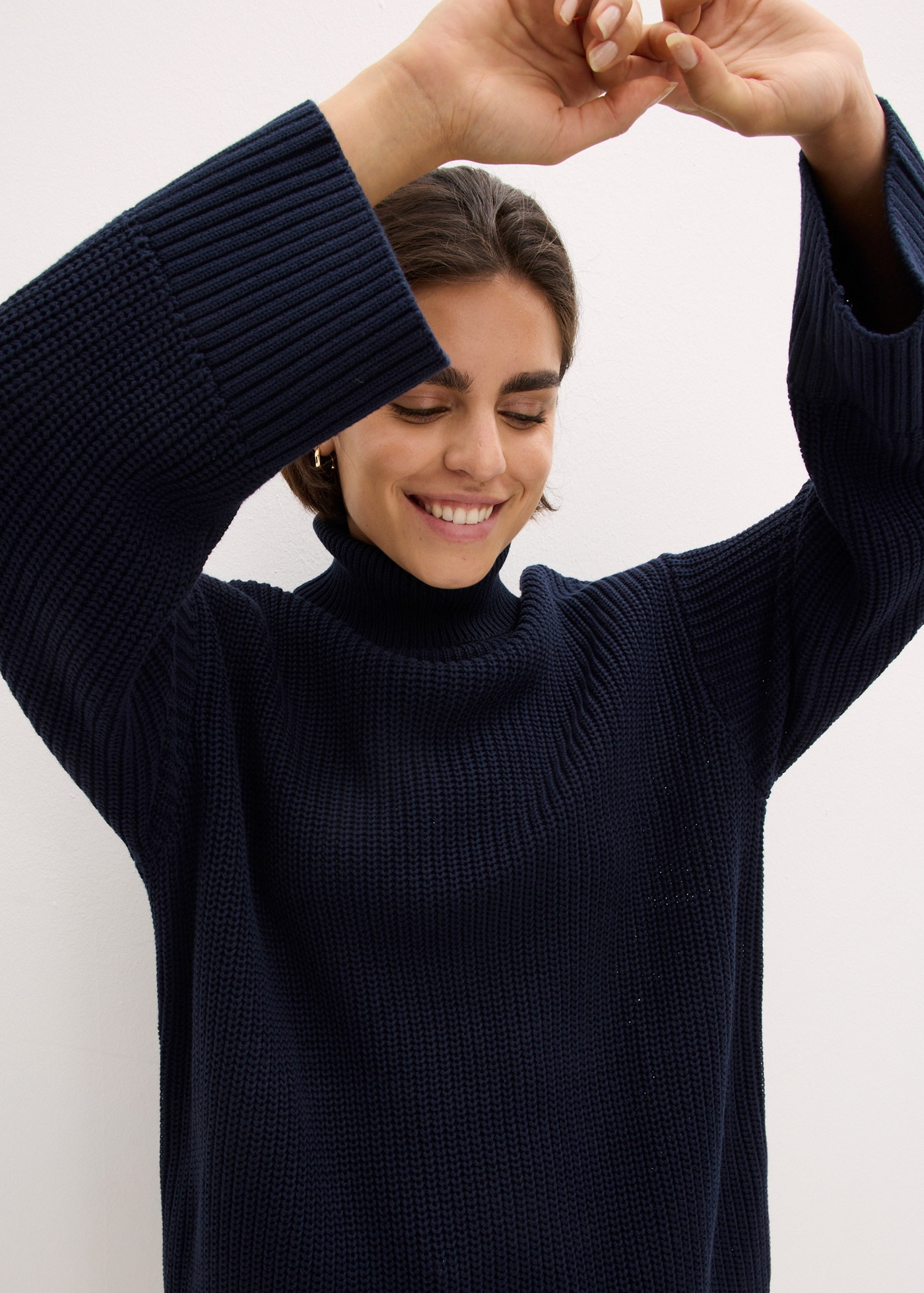 bonprix Rollkragenpullover »Oversize-Rollkragenpullover aus Baumwoll-Mix« Oversize-Rollkragenpullover aus Baumwoll-Mix