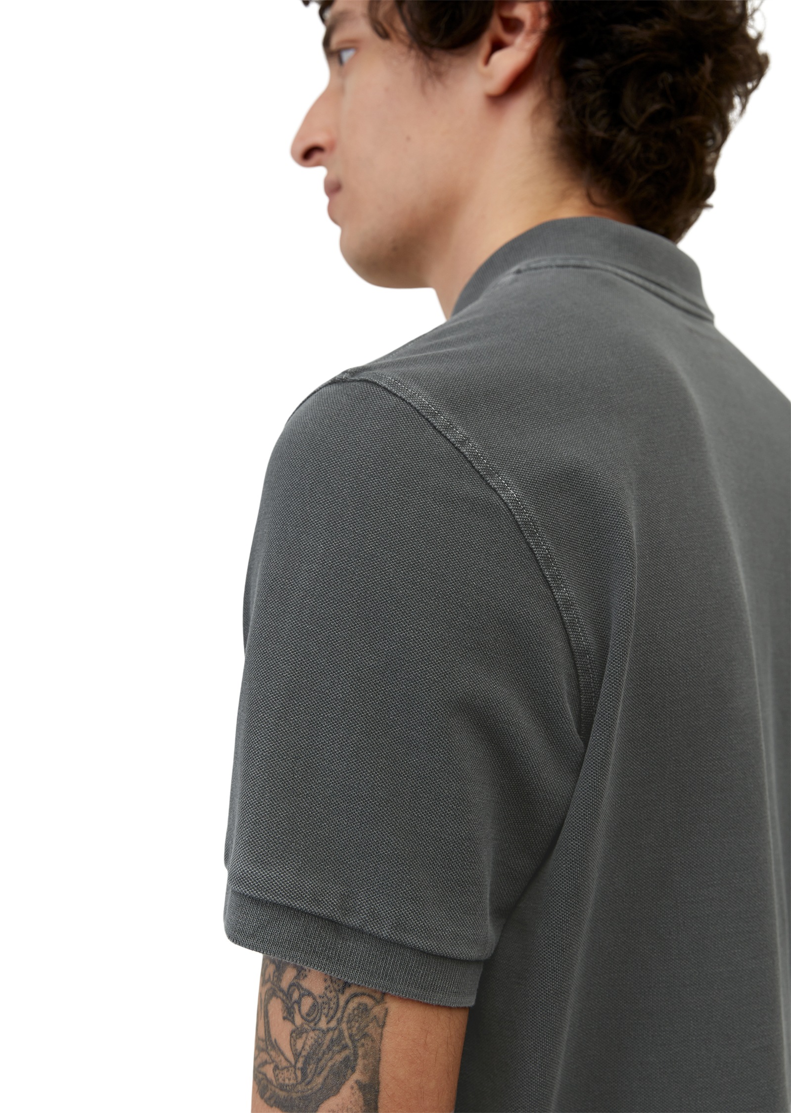 Marc O'Polo Poloshirt mit dezenter Logostickerei