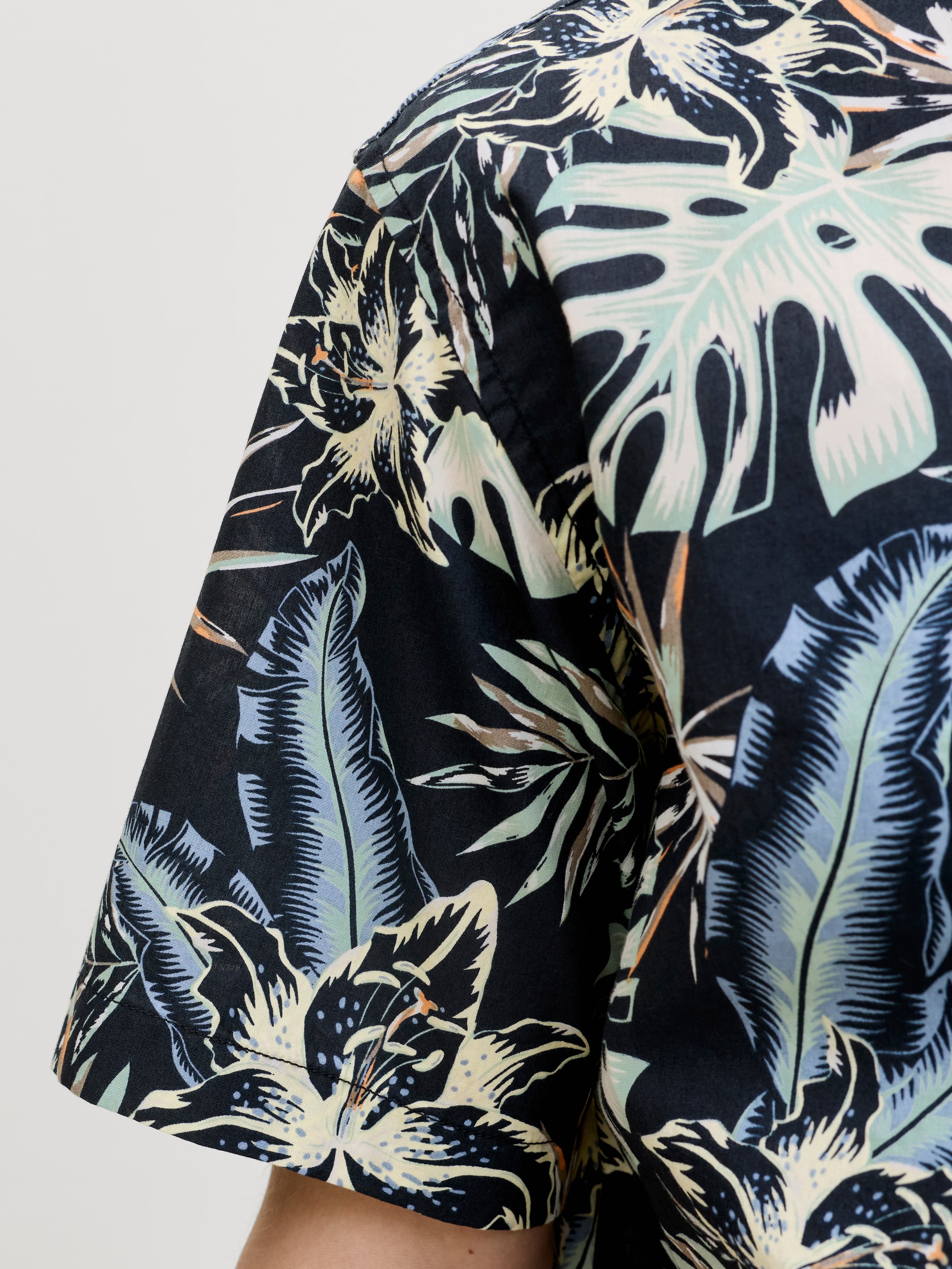 Jack & Jones Kurzarmhemd »JJHONOLULU AOP SHIRT SS«