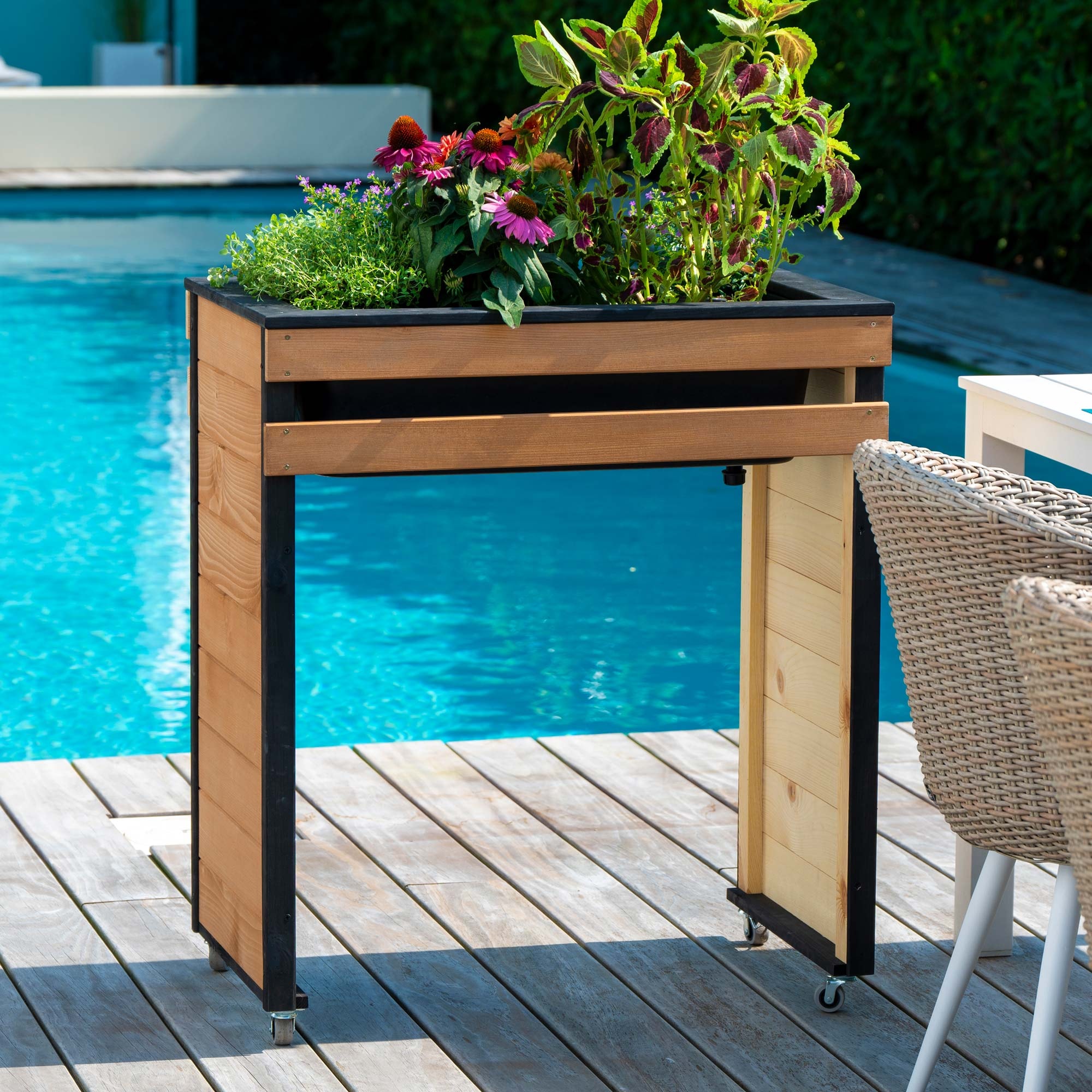 dobar Hochbeet »"Wheely" auf Rollen Gr. M« Das Hochbeet ist ca. 77 x 47 x 88 cm (L x B x H) groß