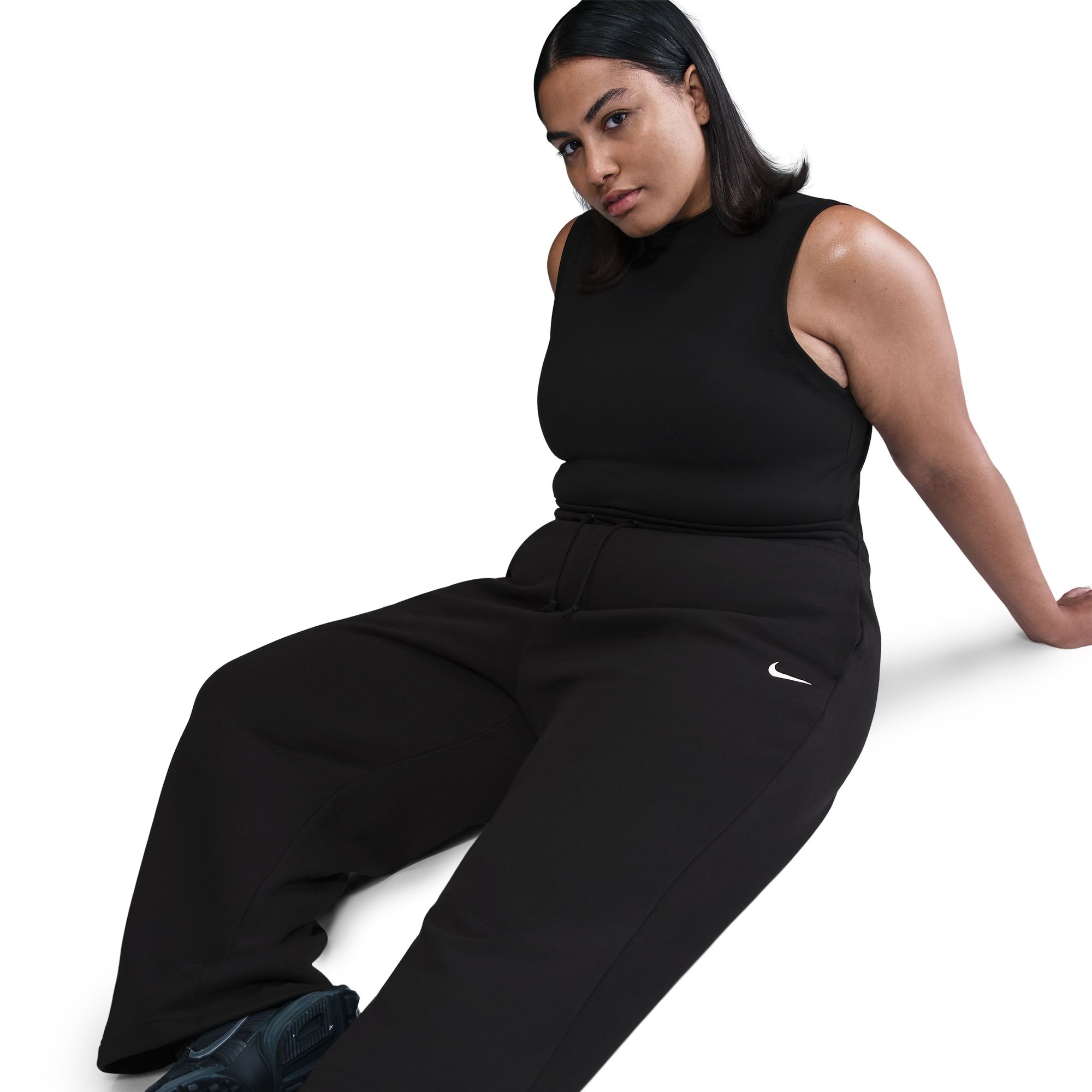 Nike Sportswear Sporthose »W NSW PHNX FLC HR PANT WIDE 2«  für Erwachsene konzipiert, aus Baumwolle und Polyester