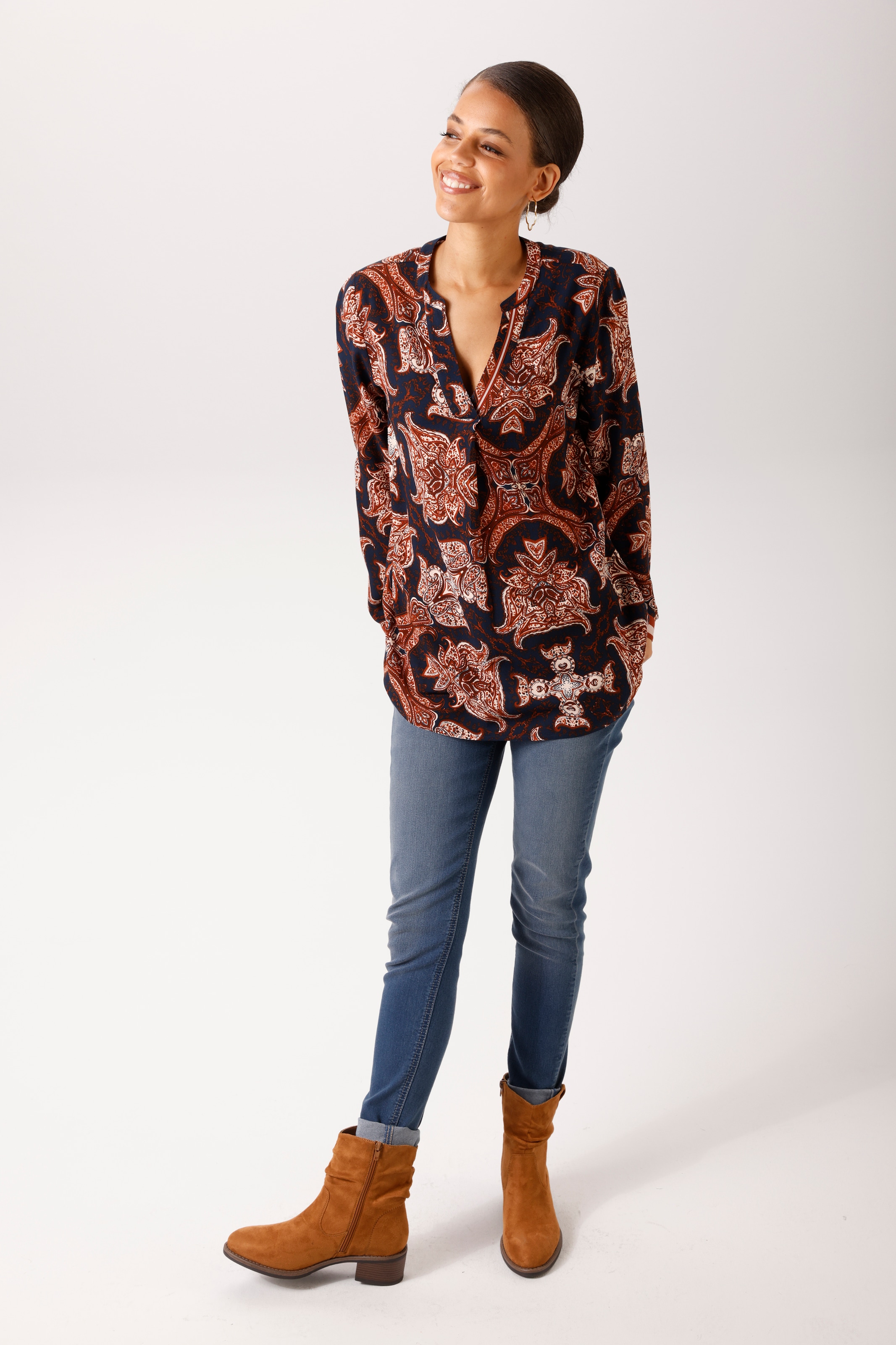 Aniston CASUAL Schlupfbluse mit fantasievollen Ornamenten bedruckt - NEUE KOLLEKTION