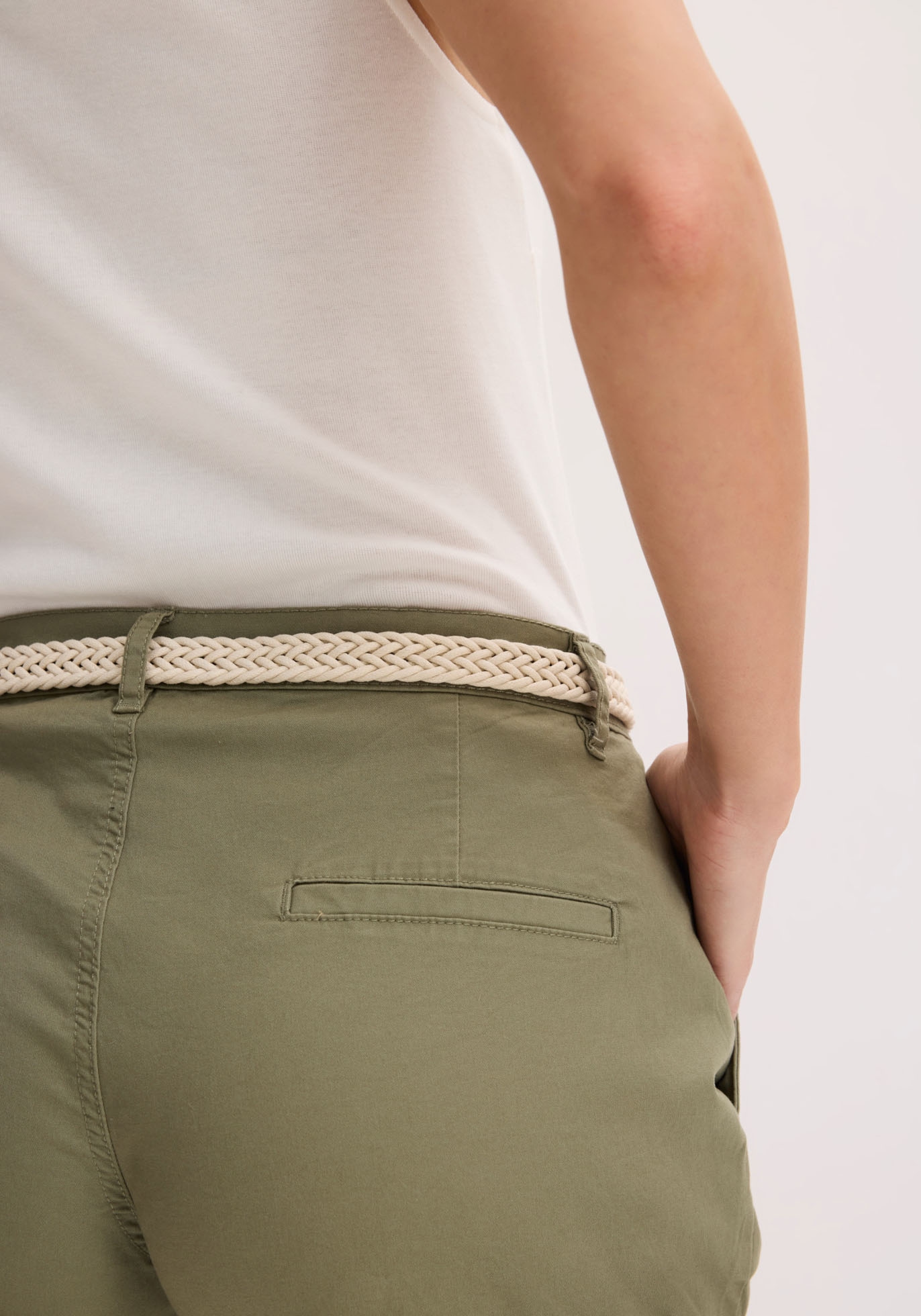 bonprix Shorts  aus Baumwolle und Elasthan, Regular Fit, mit umgeschlagenem Saum