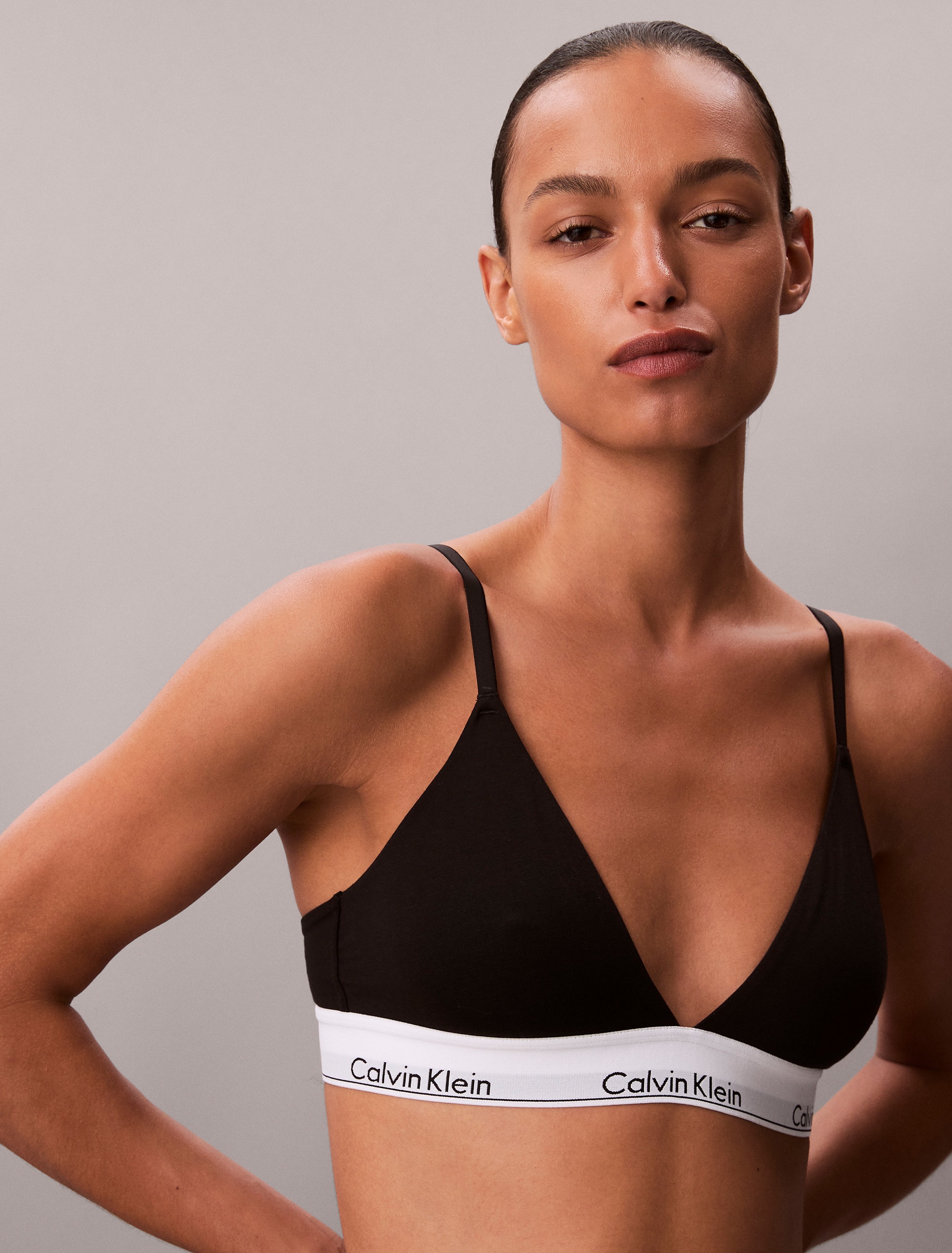Calvin Klein Underwear Triangel-BH »LGHT LINED TRIANGLE«, mit CK-Logo am Bund