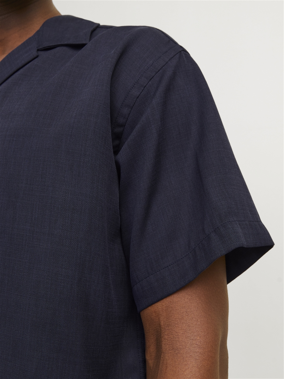 Jack & Jones Kurzarmhemd »JPRCCAARON TENCEL RESORT SHIRT S/S LN«