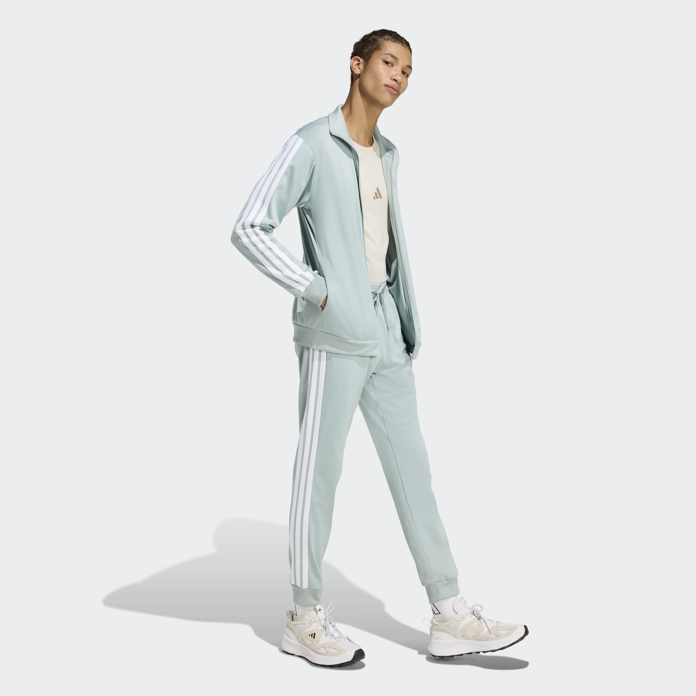 adidas Sportswear Trainingsjacke »DAYREADY TRACK«