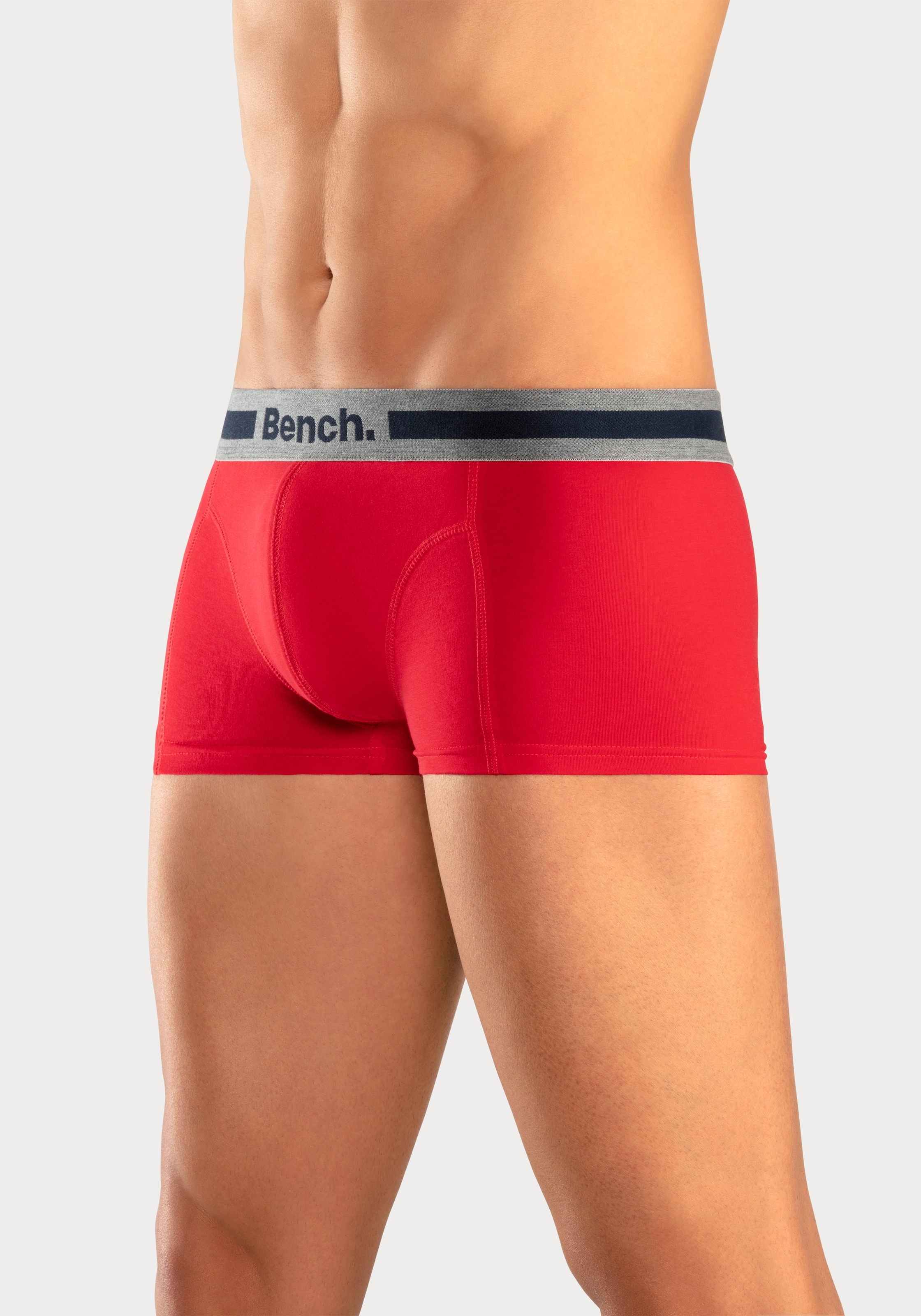 Bench. Hipster, (Packung, 4 St.), knapp sitzende Boxershorts aus Baumwollmischung