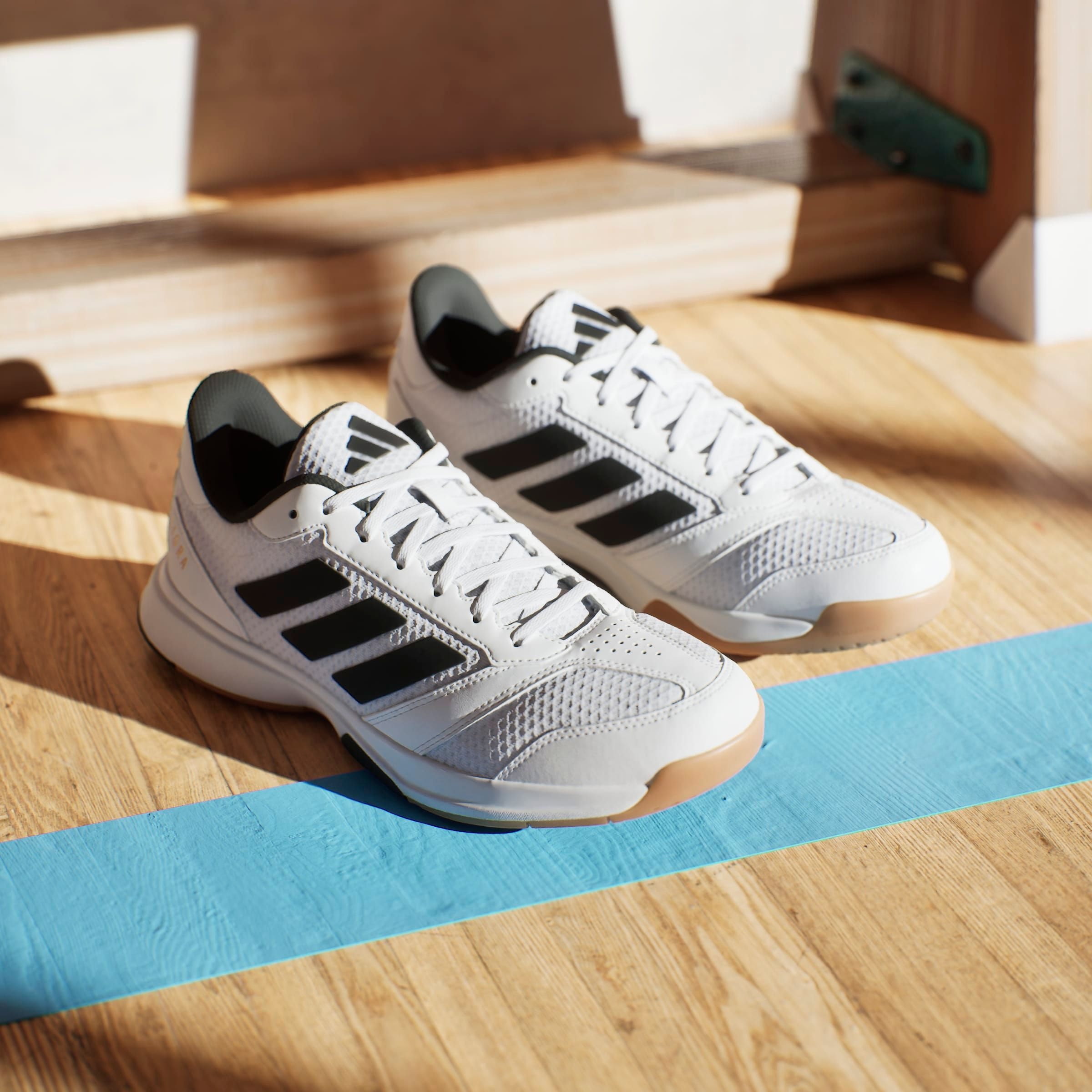 adidas Performance Hallenschuh »LIGRA 8 INDOOR«, geeignet für jeden Hallensport