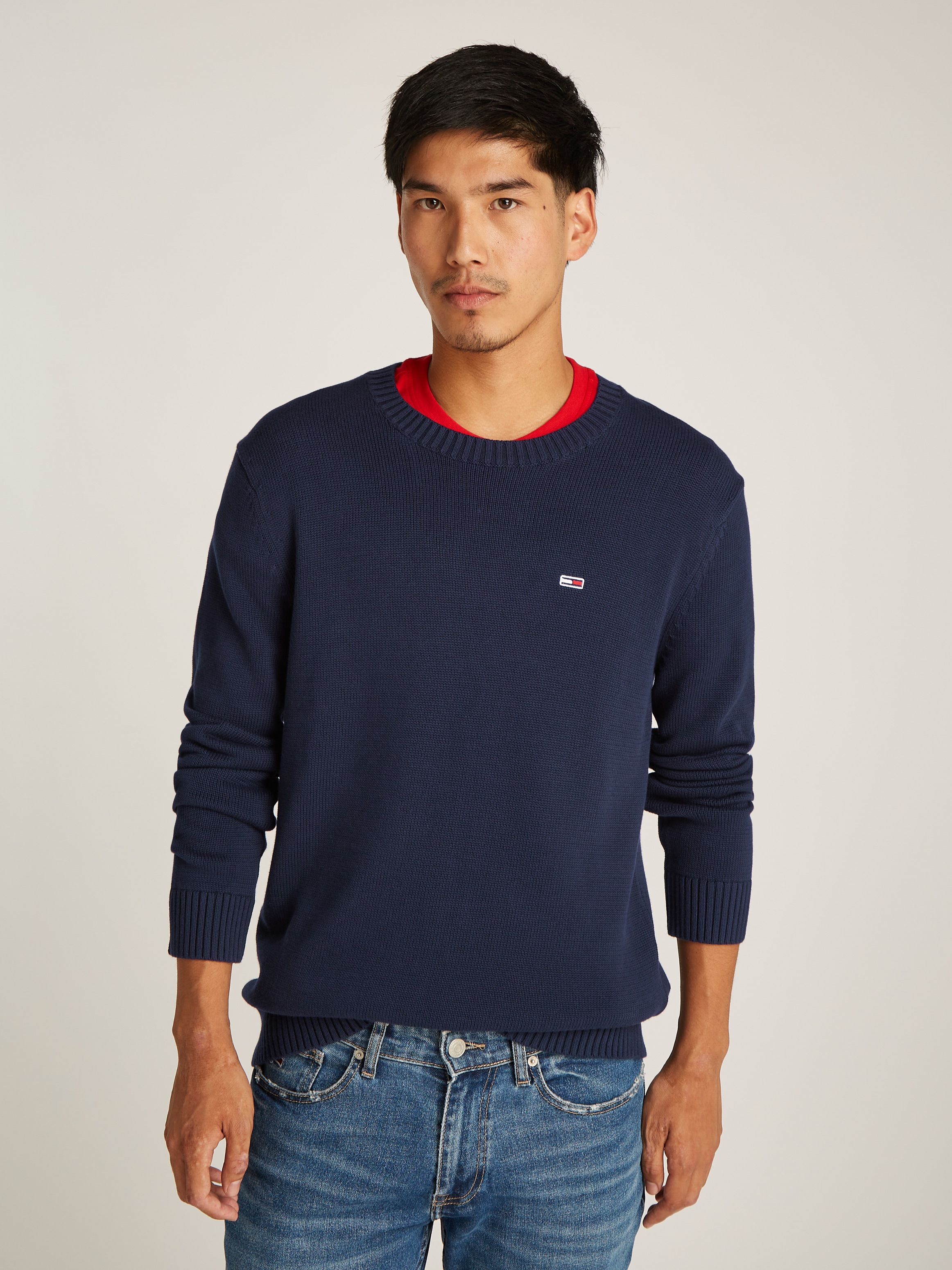Tommy Jeans Herren Strickpullover »TJM SLIM ESSNTLS C-NECK SWEATER« mit Markenlogo auf der Brust in blau, Größe M