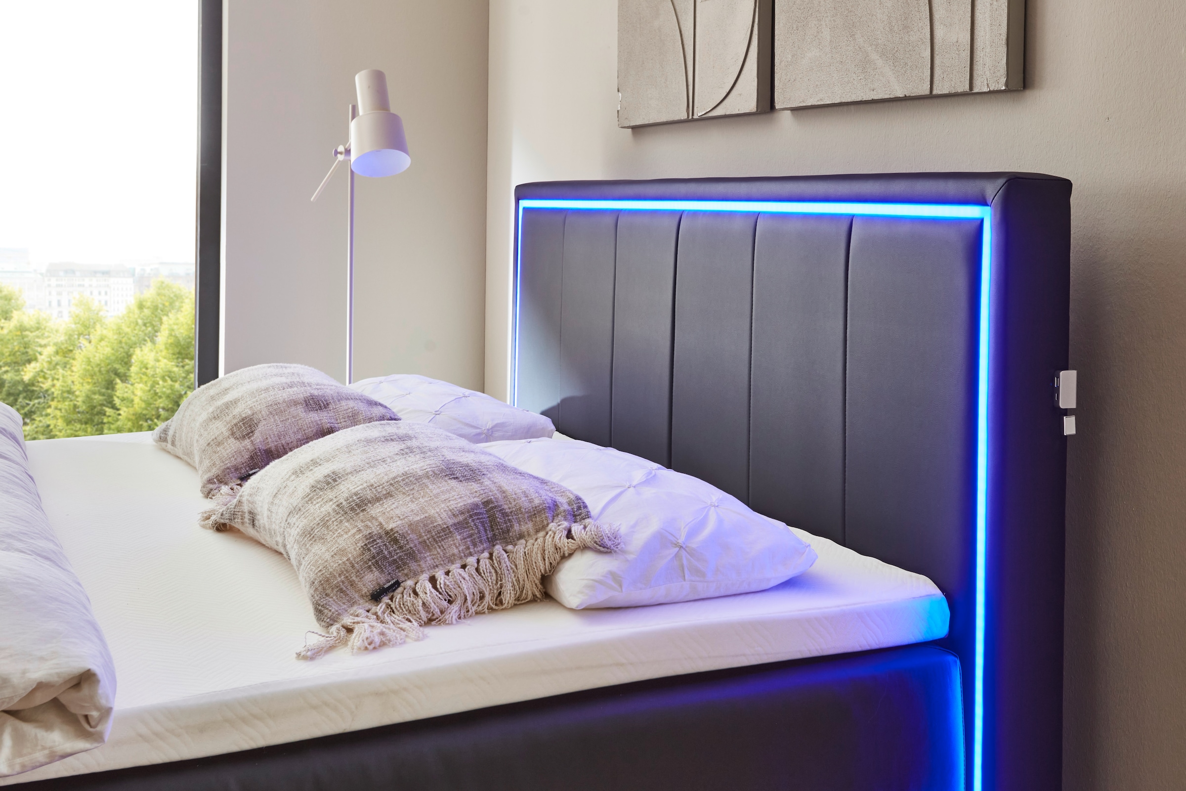meise.möbel Boxbett »Colorado«, inkl. LED-Beleuchtung im Kopfteil, Bettkasten und Topper