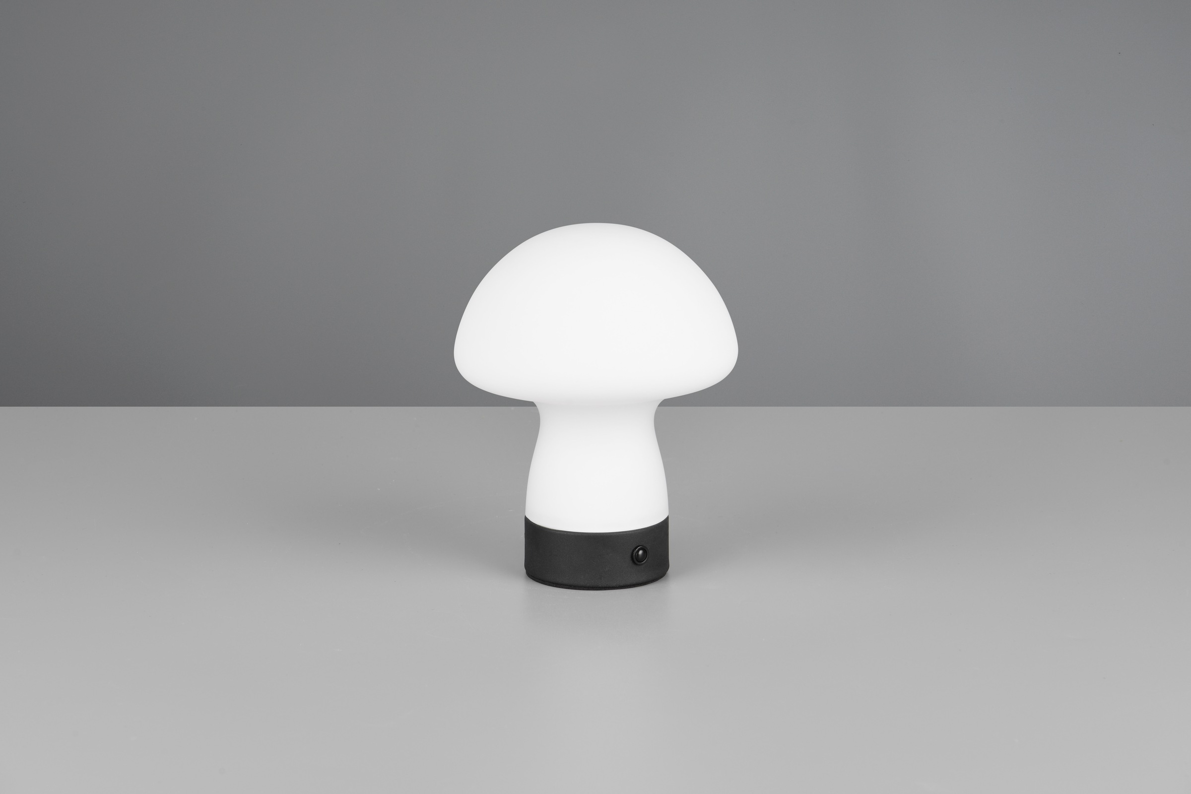 REALITY Leuchten LED Tischleuchte »DOOLEY, Akku LED Tischlampe aus Glas, Höhe 18 cm Ø 14cm, IP20 1,5W LED« LED-Board 1 Stk. Warmweiß 140 Lumen 3000K warmweiß, Touchdimmer, USB-Ladeanschluss