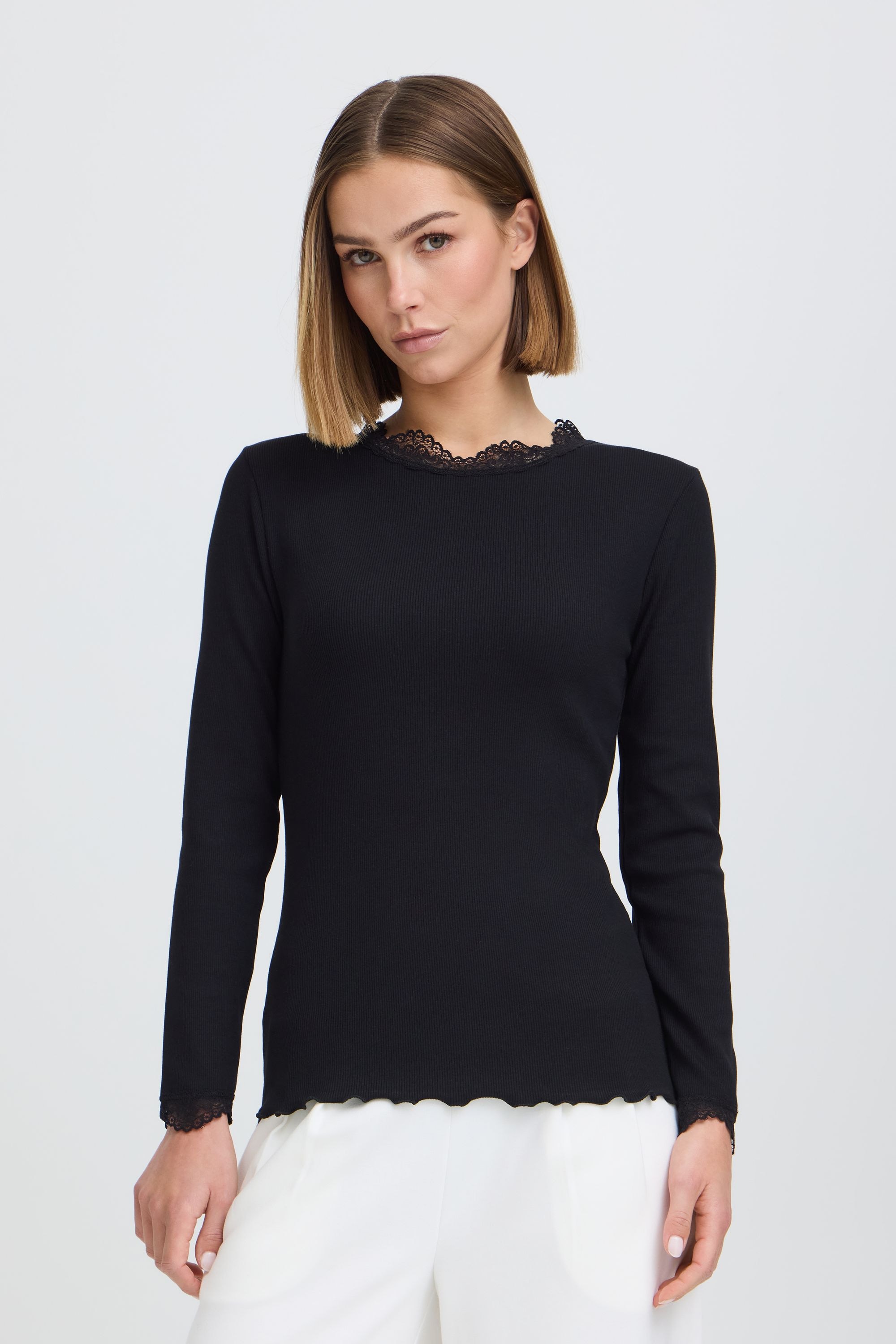 OXMO Sweatshirt »Langarmshirt OXNSuna Lace«
