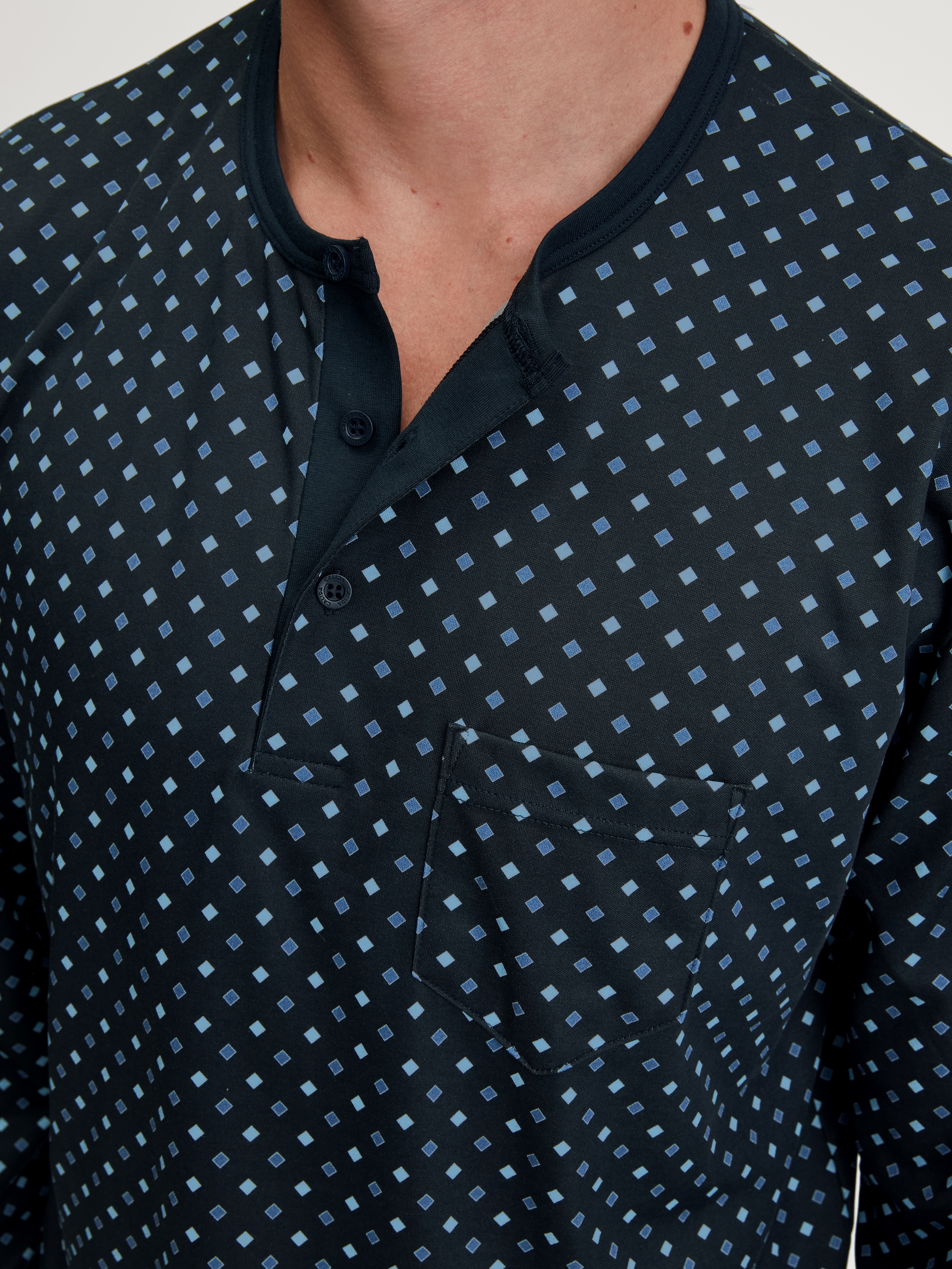 CALIDA Nachthemd »Relax Streamline« Brusttasche seitliche Schlitze, Interlock-Qualität, Langarm, Knopfleiste