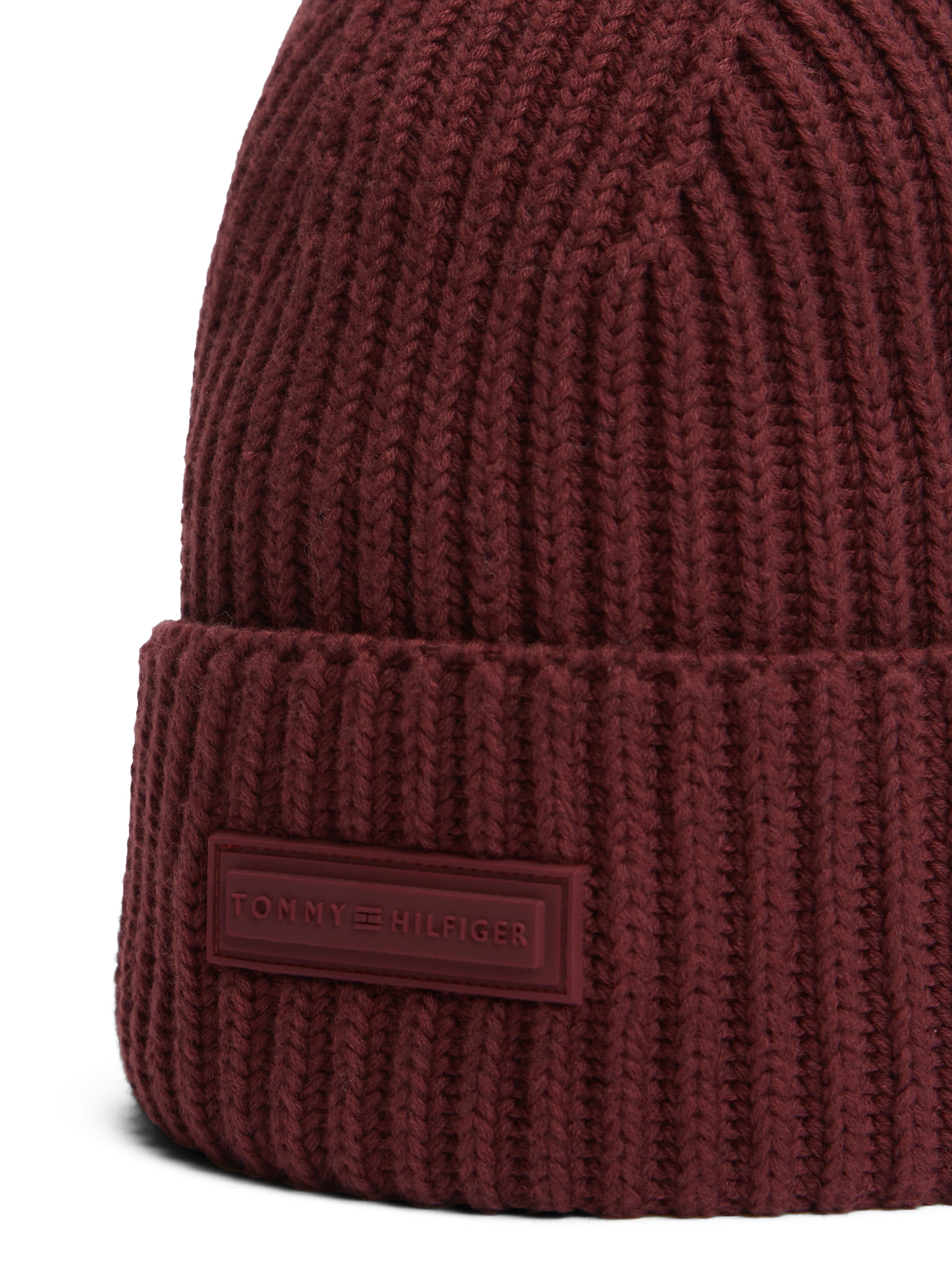 Tommy Hilfiger Beanie »TH FOUNDATION« Strick, mit gummiertem Logo und Wolle