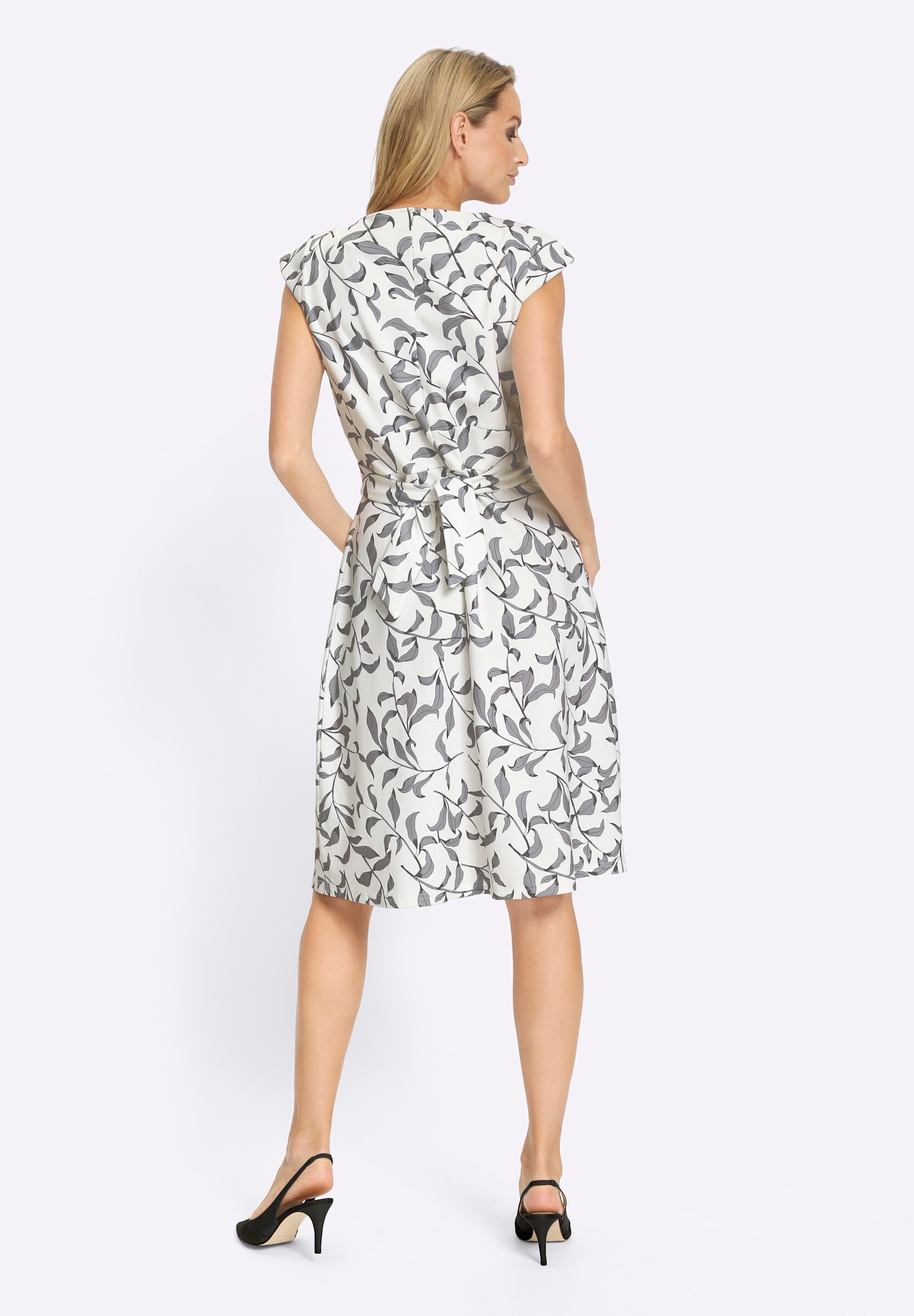 heine Shirtkleid »Jersey-Kleid Etuikleid inklusive Bindegürtel« Ohne Taschen