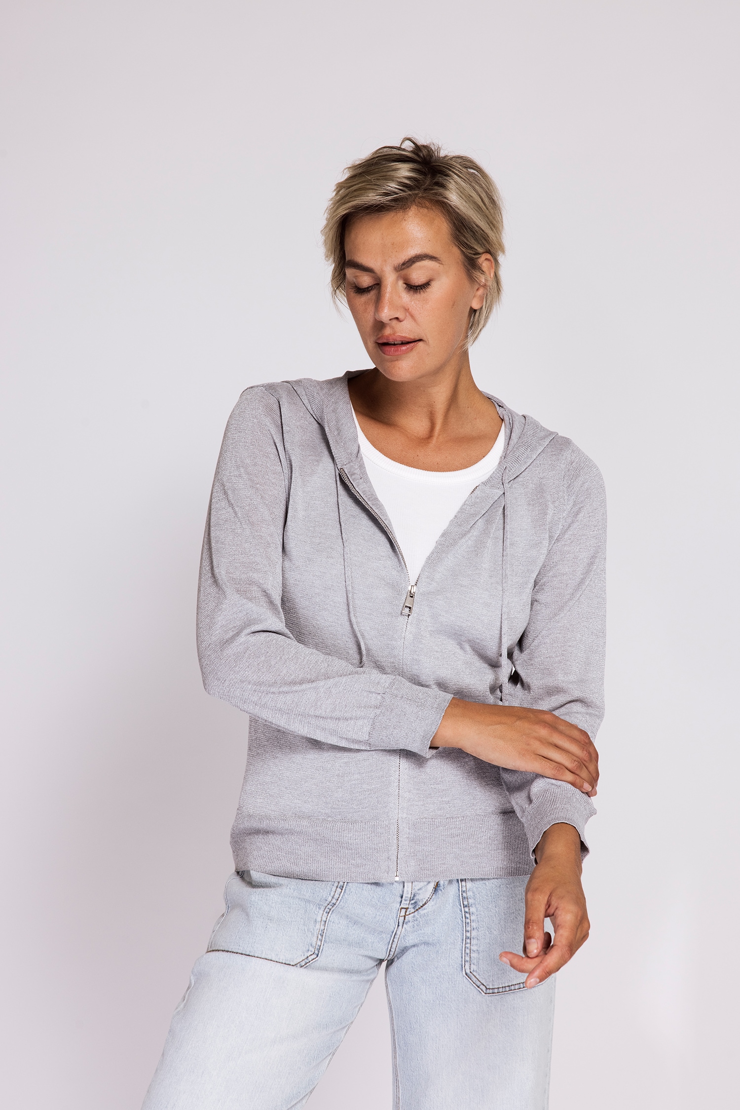 Zhrill Kapuzenstrickjacke »AKIYO Strickjacke mit Kapuze« mit Reißverschluss