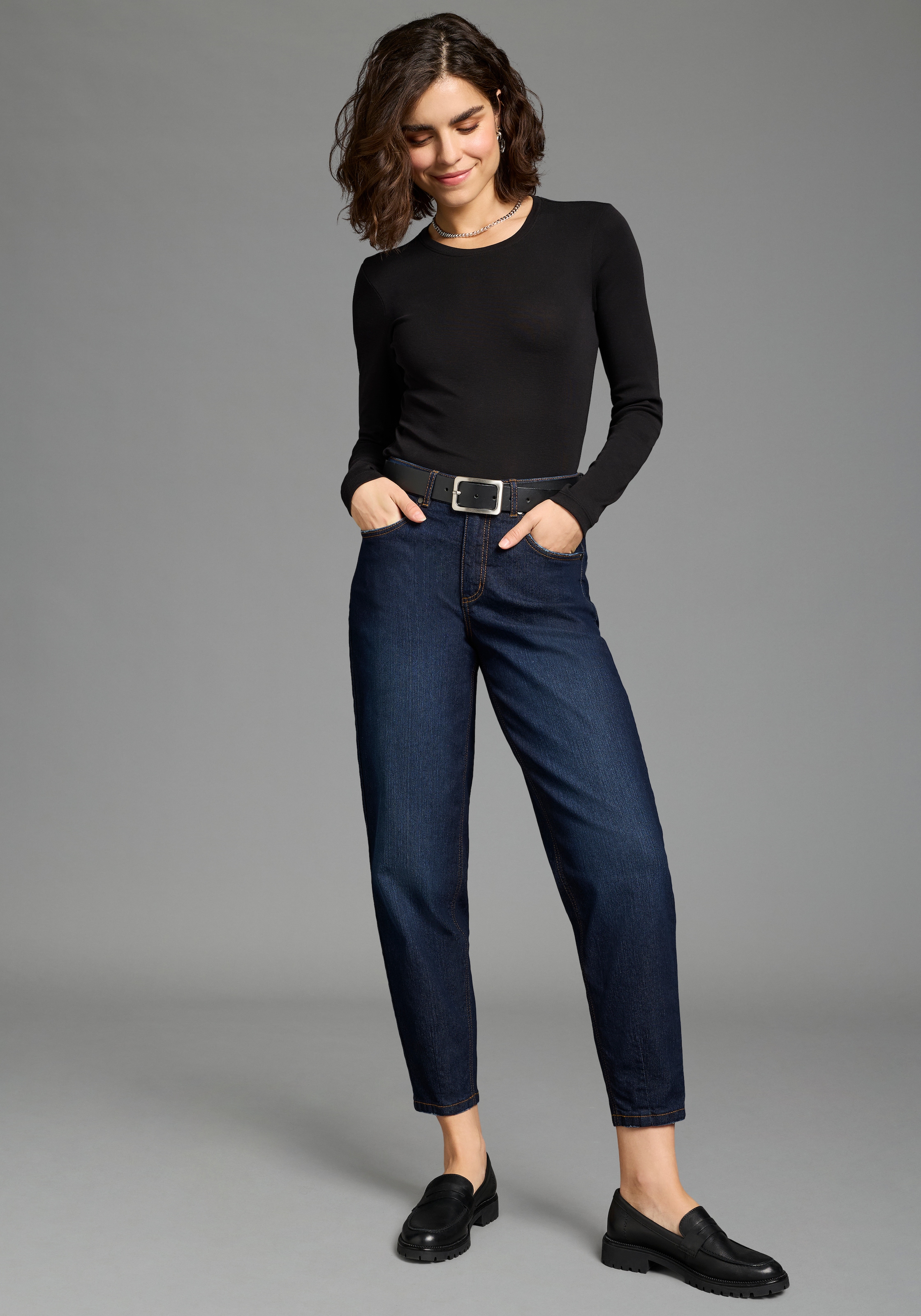 Arizona Comfort-fit-Jeans weite Beinform mit schmalem Abschluss, knöchellanger Schnitt