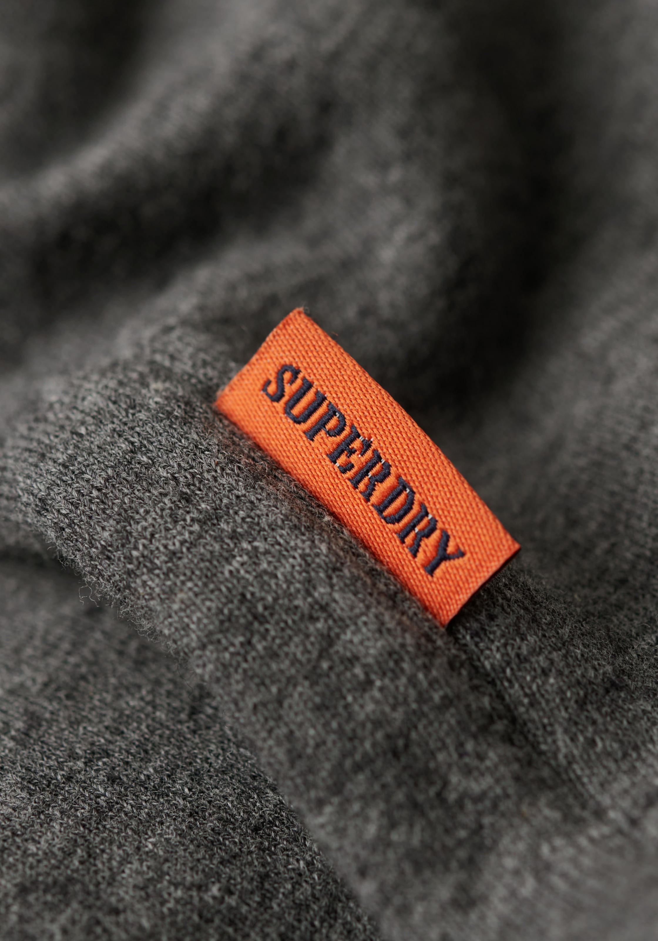 Superdry Sweatshirt »ESSENTIAL LOGO CREW SWEATSHIRT«
