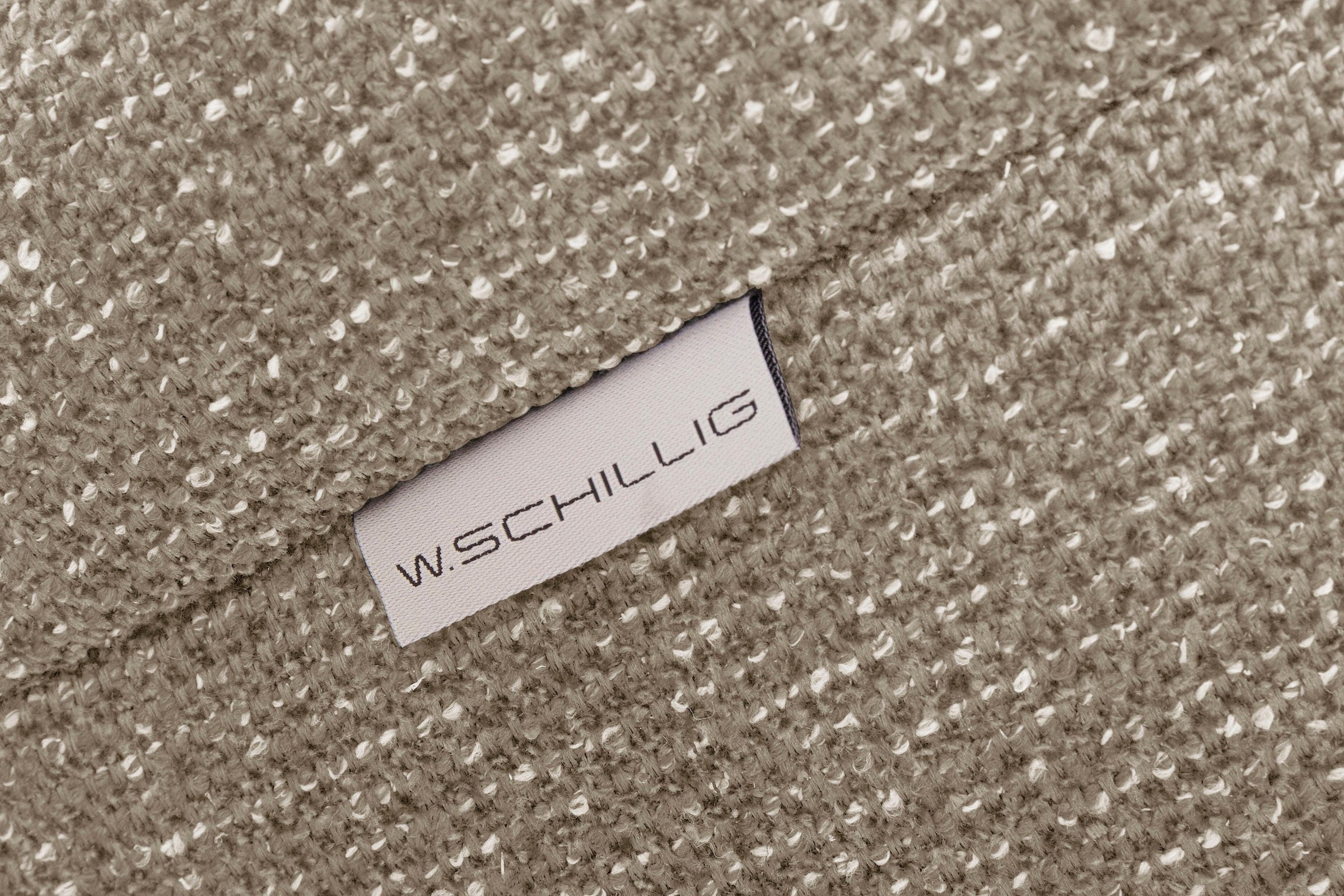 W.SCHILLIG Ecksofa »finn, Designsofa mit tollem Sitzkomfort, bequem, L-Form«, German Design Award 2016, Fußgestell Nussbaum natur, Breite 281 cm