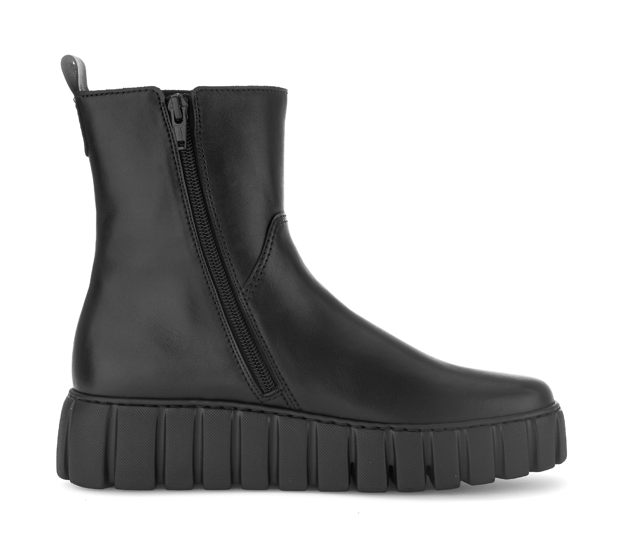 Gabor Chelseaboots »FLORENZ«, Plateau, Stiefelette mit Stretcheinsatz außen