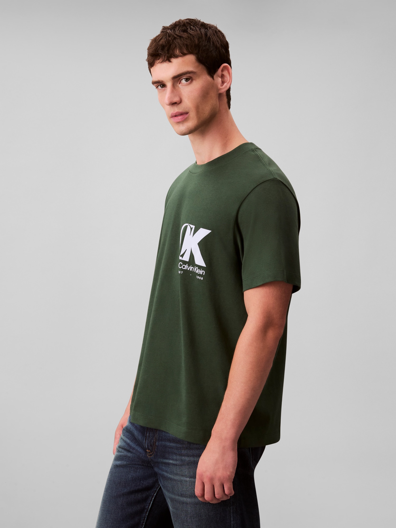 Calvin Klein T-Shirt »SS 20S EU CK OVERLAP GRAPHIC TEE«, Mit Rundhalsausschnitt, regular fit
