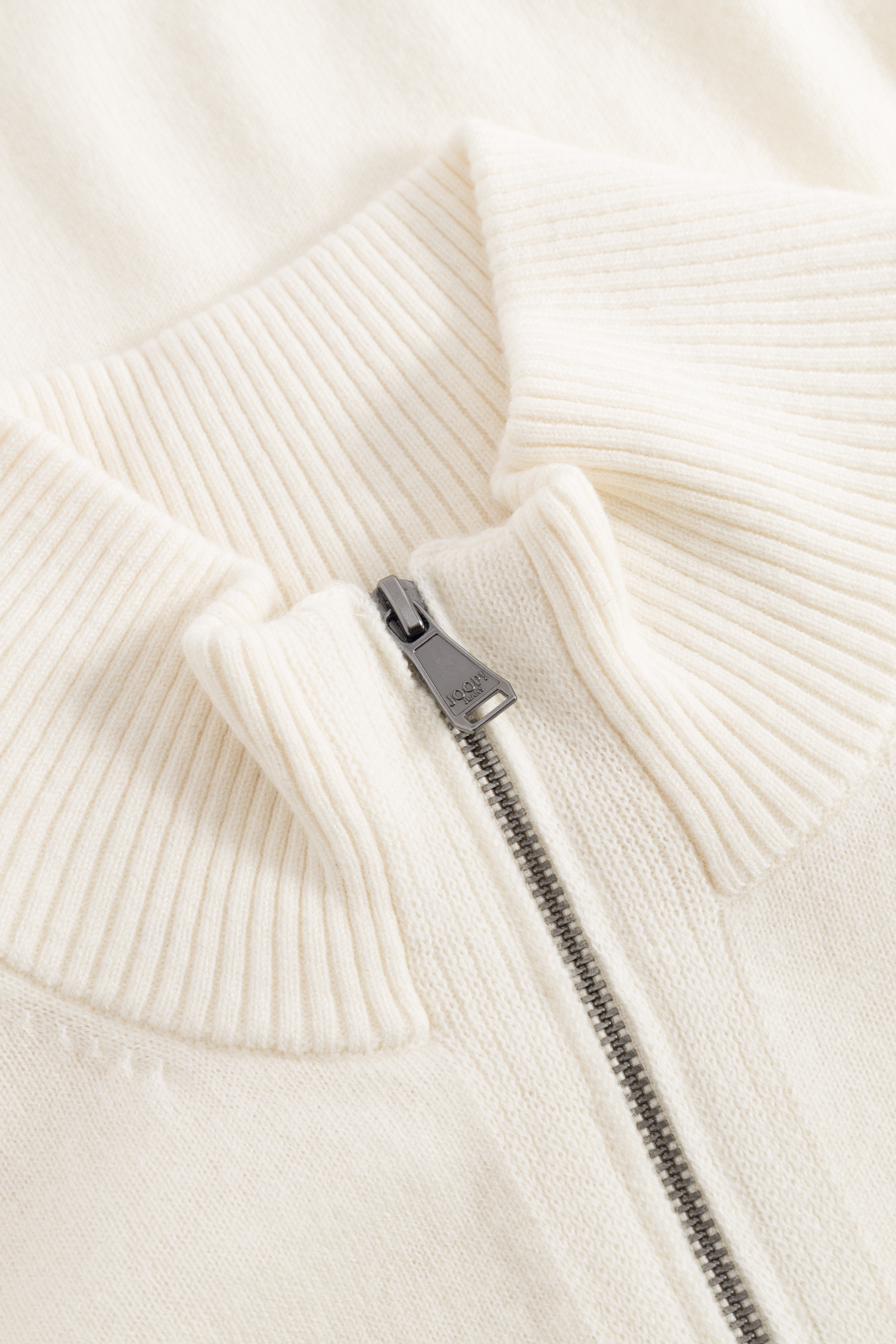 Joop Jeans Strickpullover »Lauriono«, Mit Rundhalsausschnitt