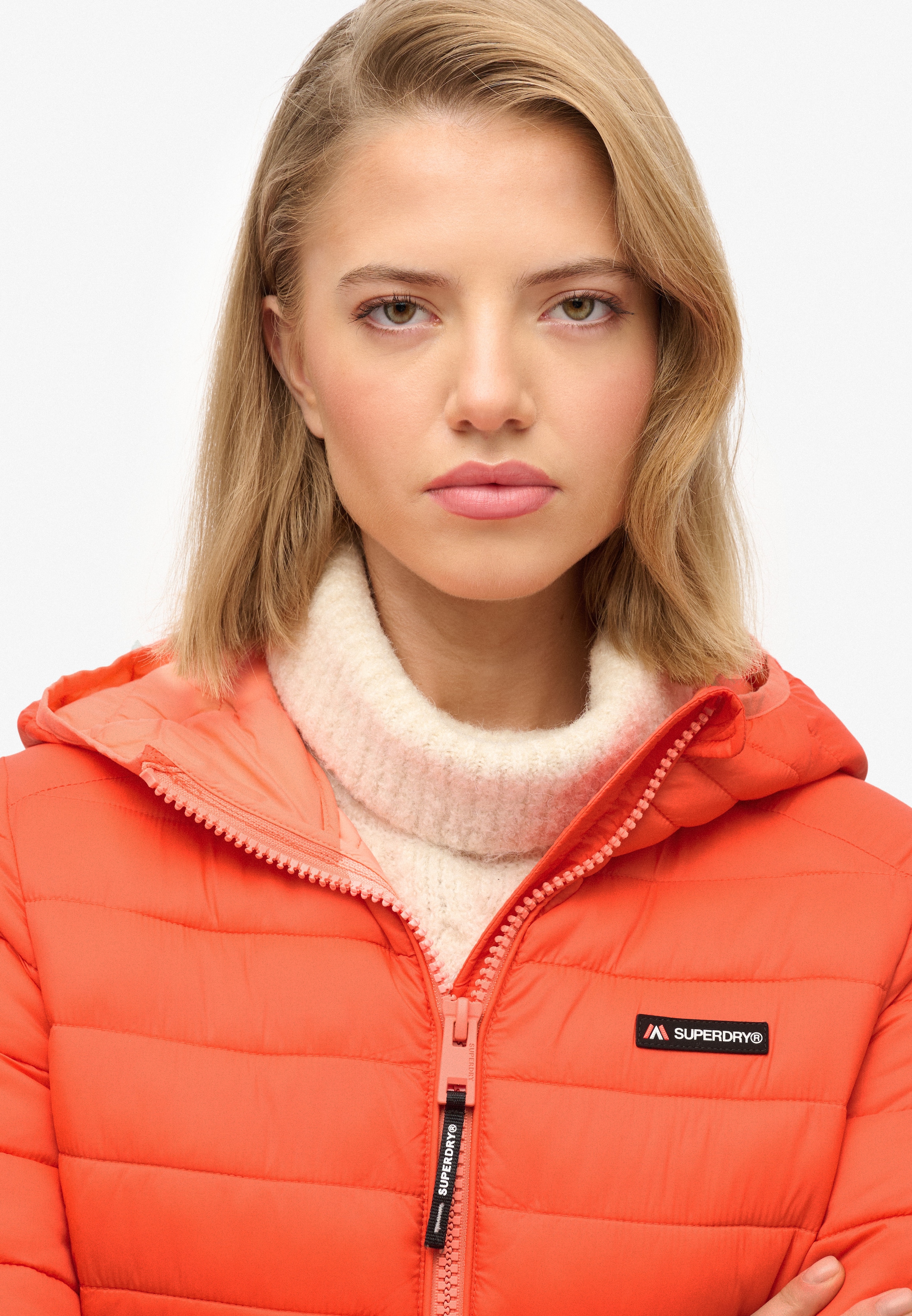 Superdry Steppjacke »HOODED FUJI LITE PADDED JACKET« mit Kapuze