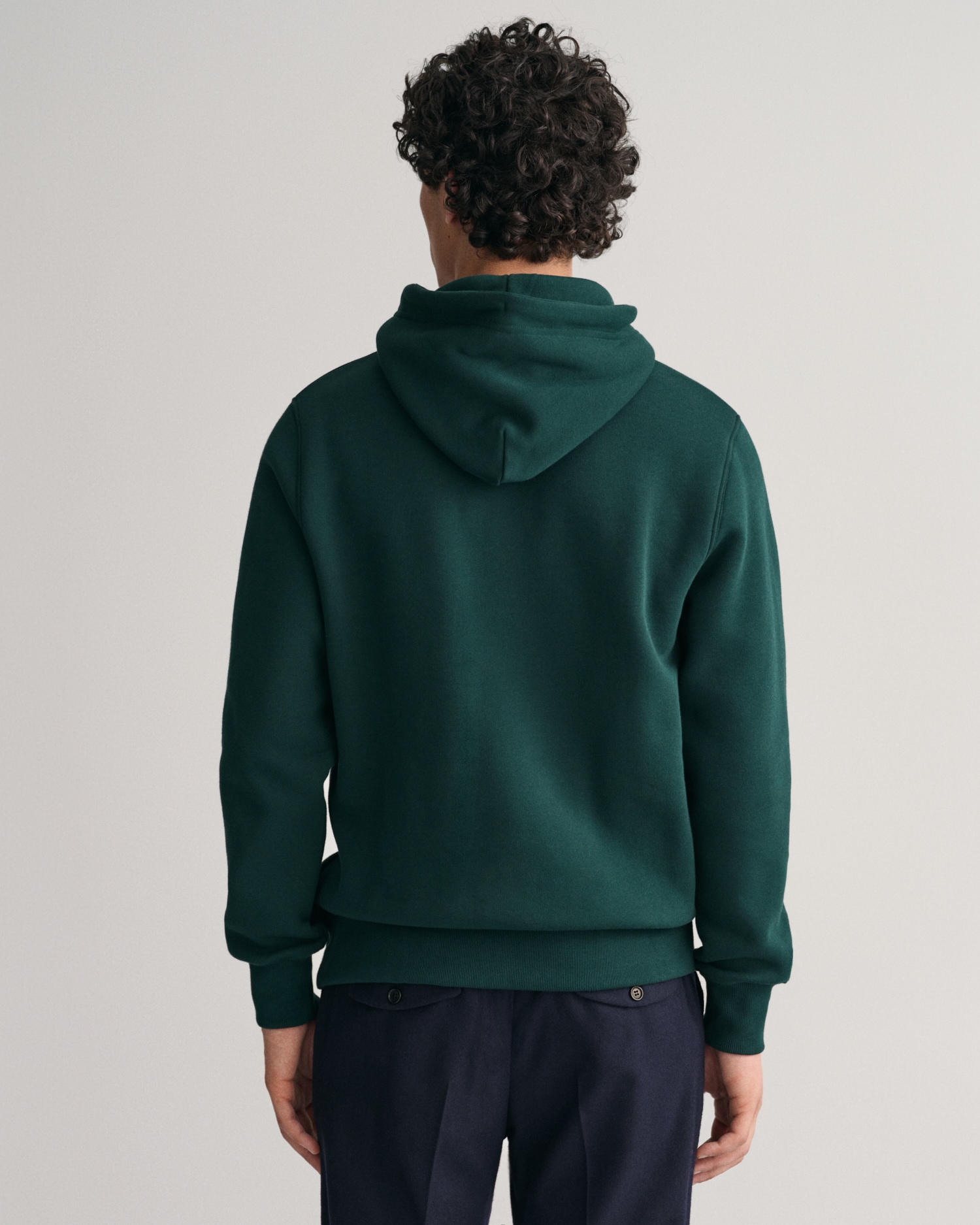 Gant Hoodie »REG SHIELD HOODIE«, mit Logostickerei auf der Brust
