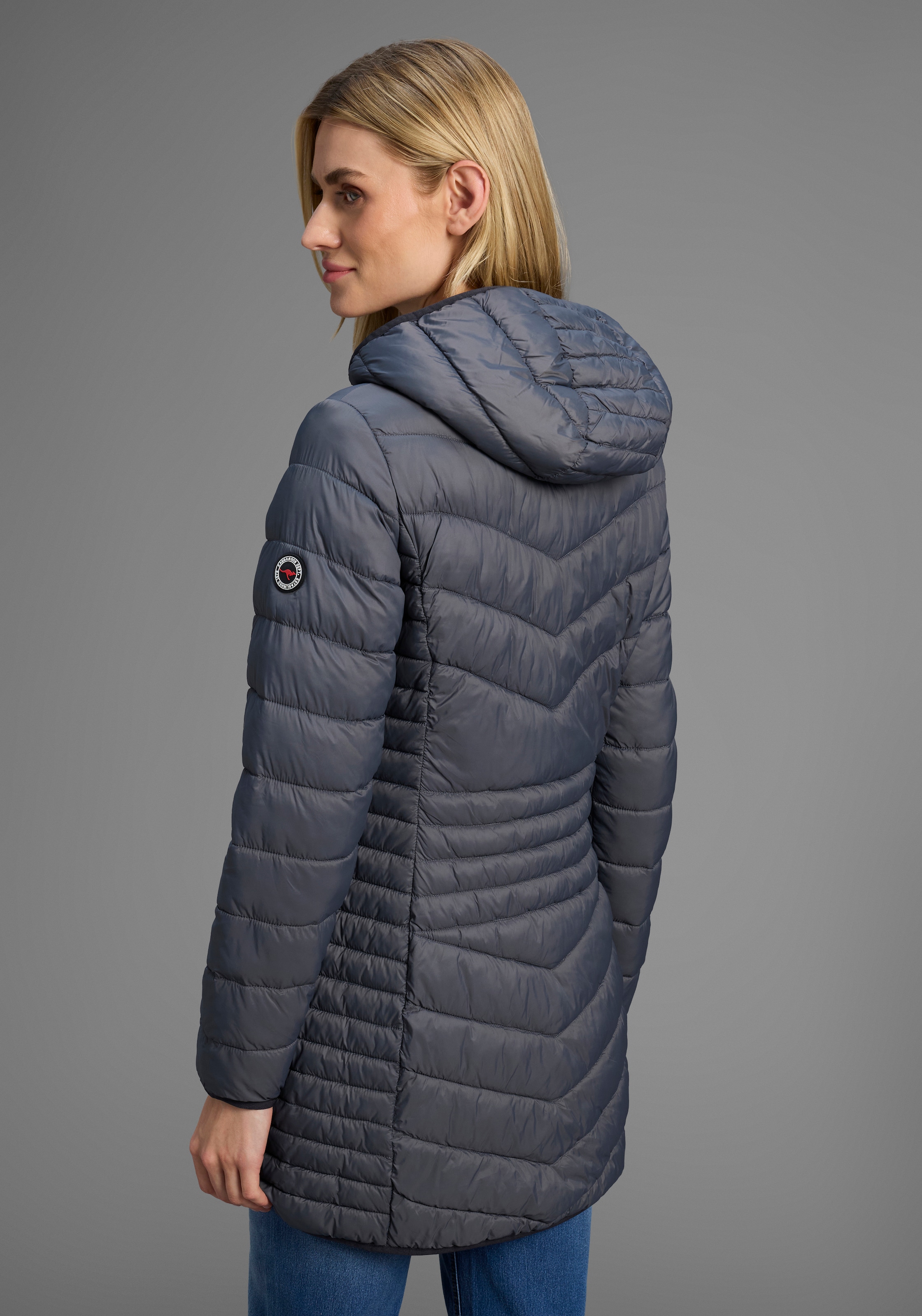 KangaROOS Steppjacke, mit Kapuze, für den Übergang, aus leichtem Webmaterial, figurbetonter Schnitt