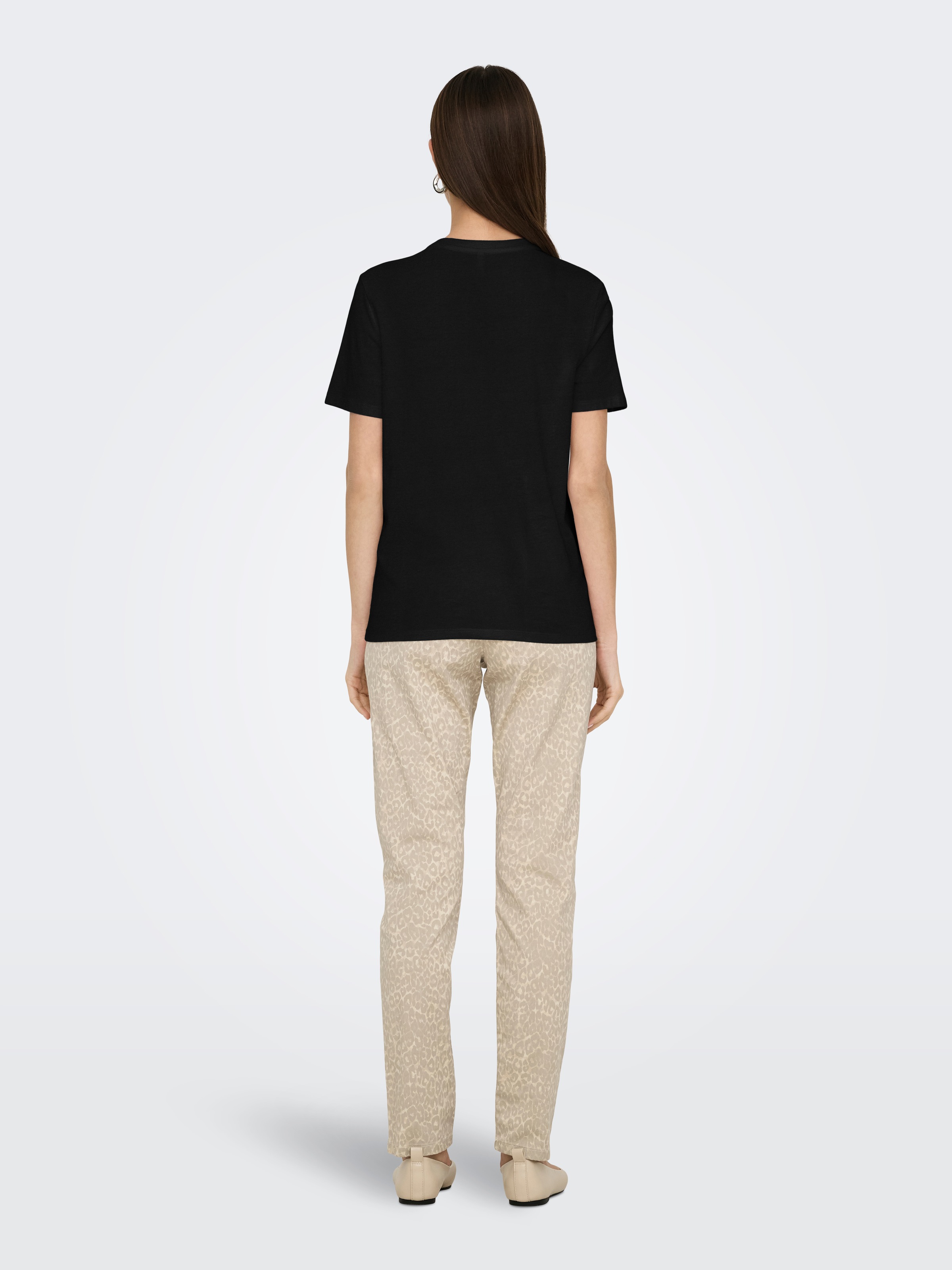 ONLY Kurzarmshirt »ONLPARKER S/S O-NECK BLING TOP BOX JRS« Materialmix, regular fit, Rundhals, mit Strass-Stein Detail