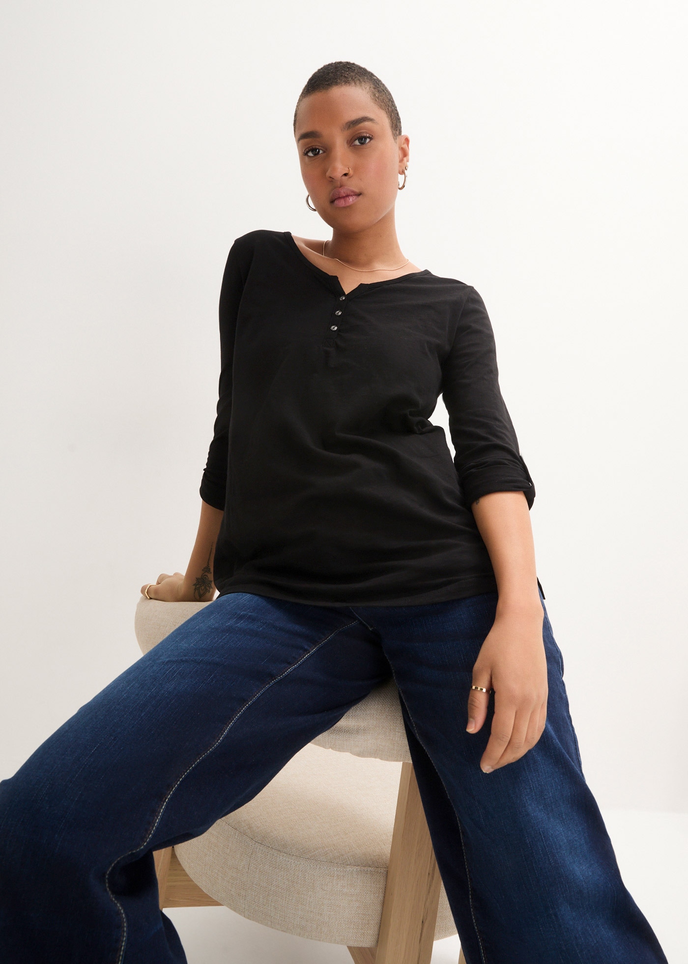 bonprix Langarmshirt gerade Passform, Krempelärmel, Henley-Ausschnitt