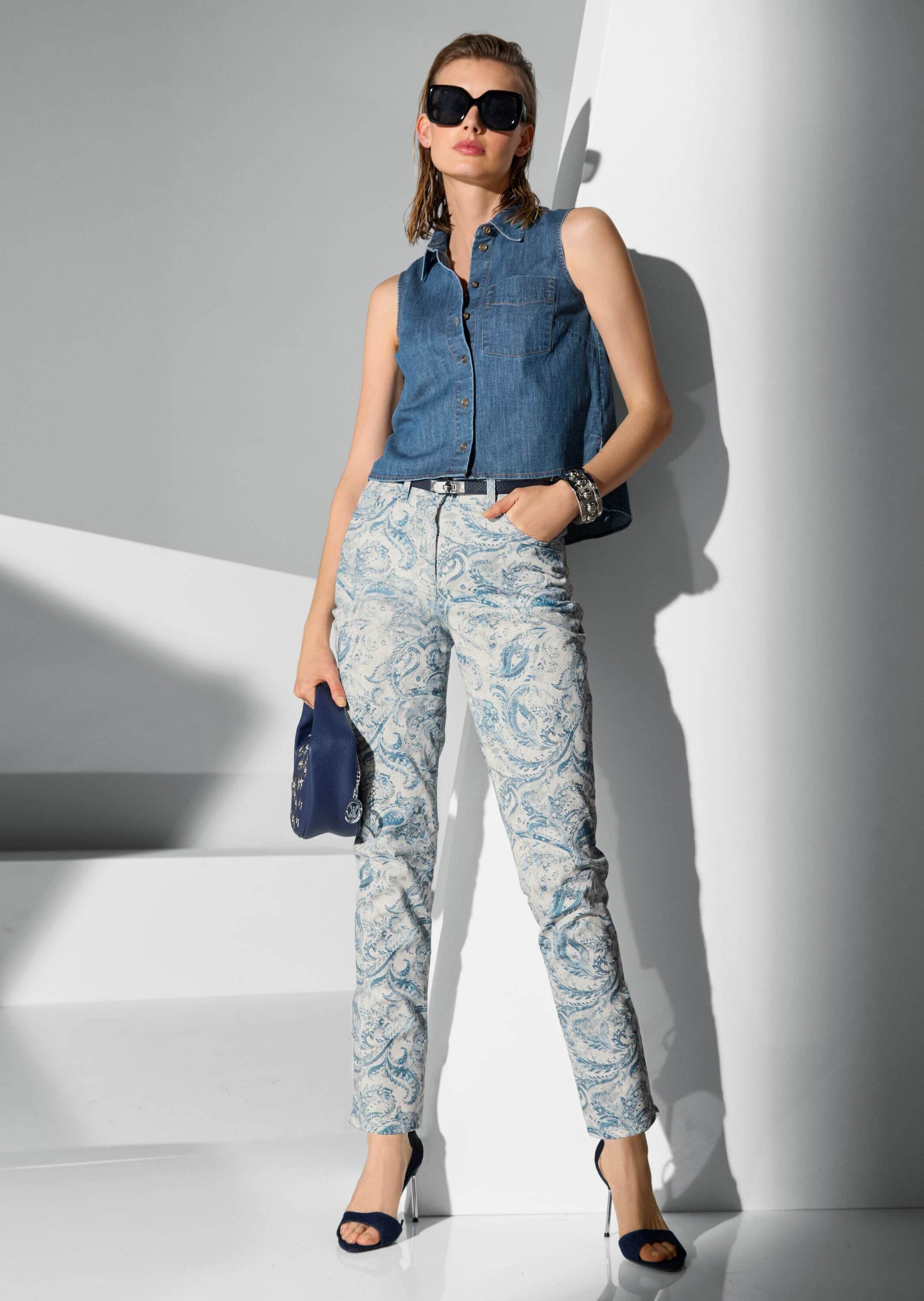 MADELEINE Hemdbluse »Jeansbluse Modernes Denimtop mit Hemdkragen«