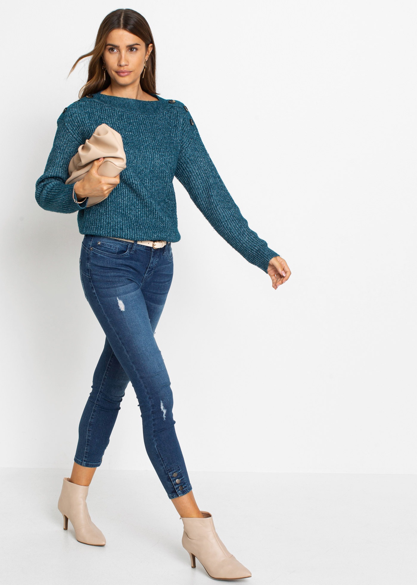 bonprix Strickpullover »Pullover mit Knöpfen« in Melange-Optik, leicht überschnittene Schultern mit Knopfverzierung
