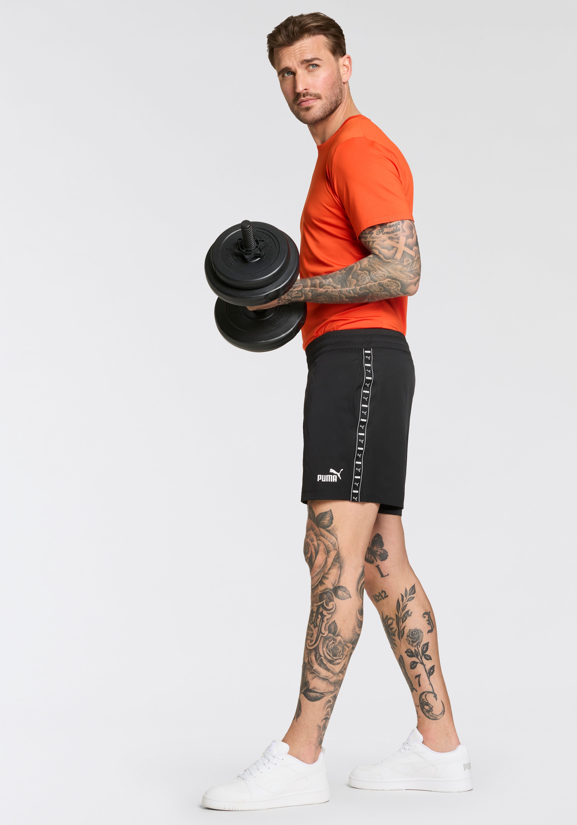 PUMA Shorts »ESS TAPE WOVEN SHORTS 5"«, für Herren, Tape Streifen am Bein
