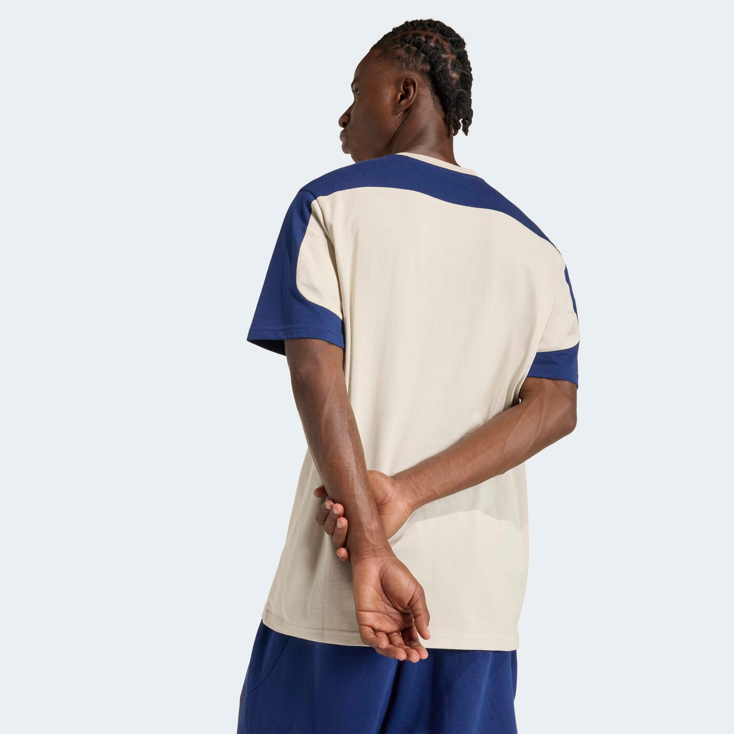 adidas Sportswear T-Shirt »M COLLEGIATE TE« sportlicher Stil, klassischer Rundhalsausschnitt, ohne Verschluss