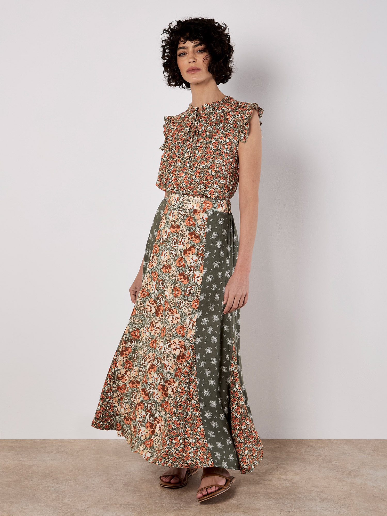 Apricot Druckbluse »Bluse« mit Rüschensaum