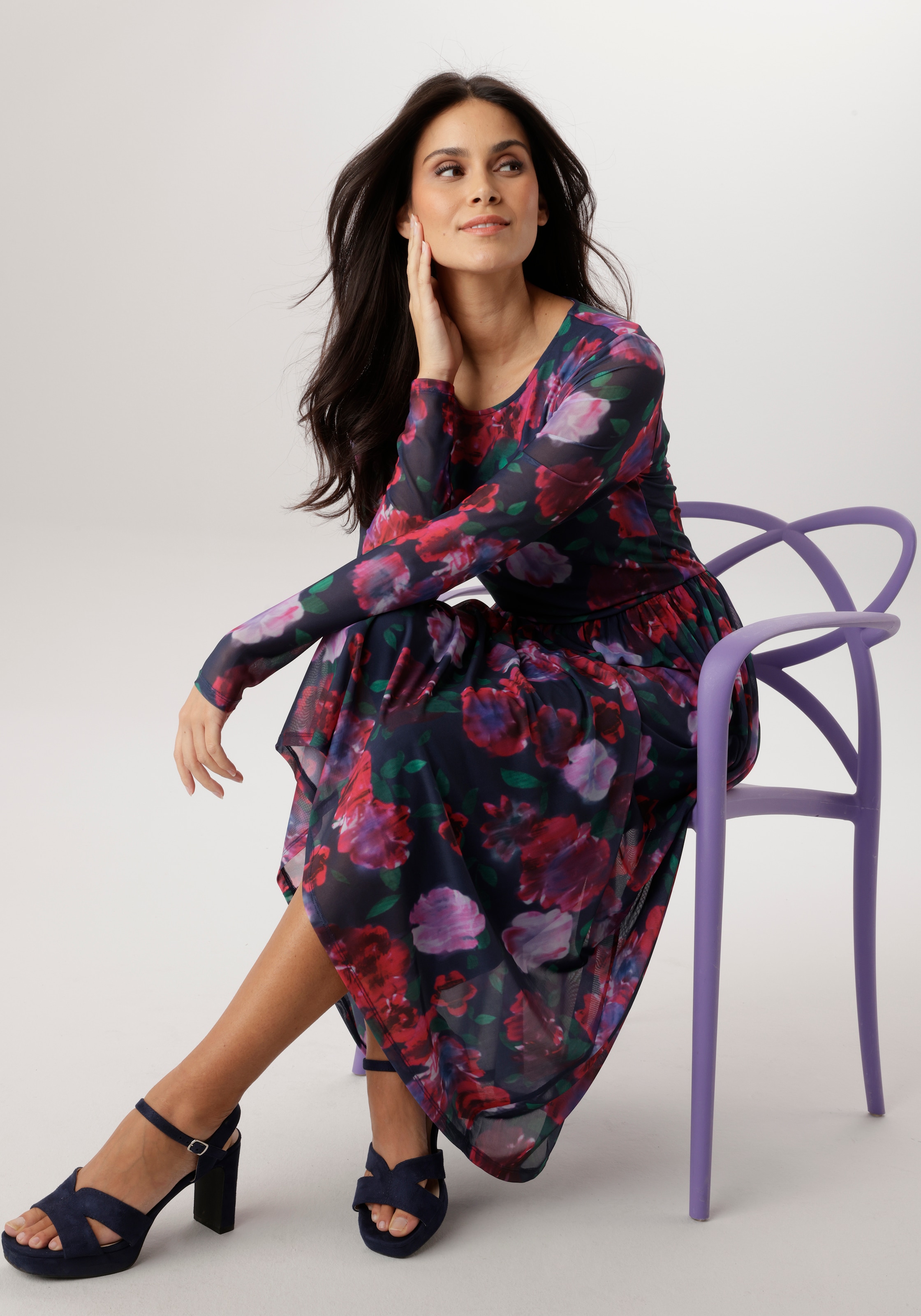 Aniston SELECTED Midikleid in Mesh-Qualität und floralem Batik-Musterung - NEUE KOLLEKTION